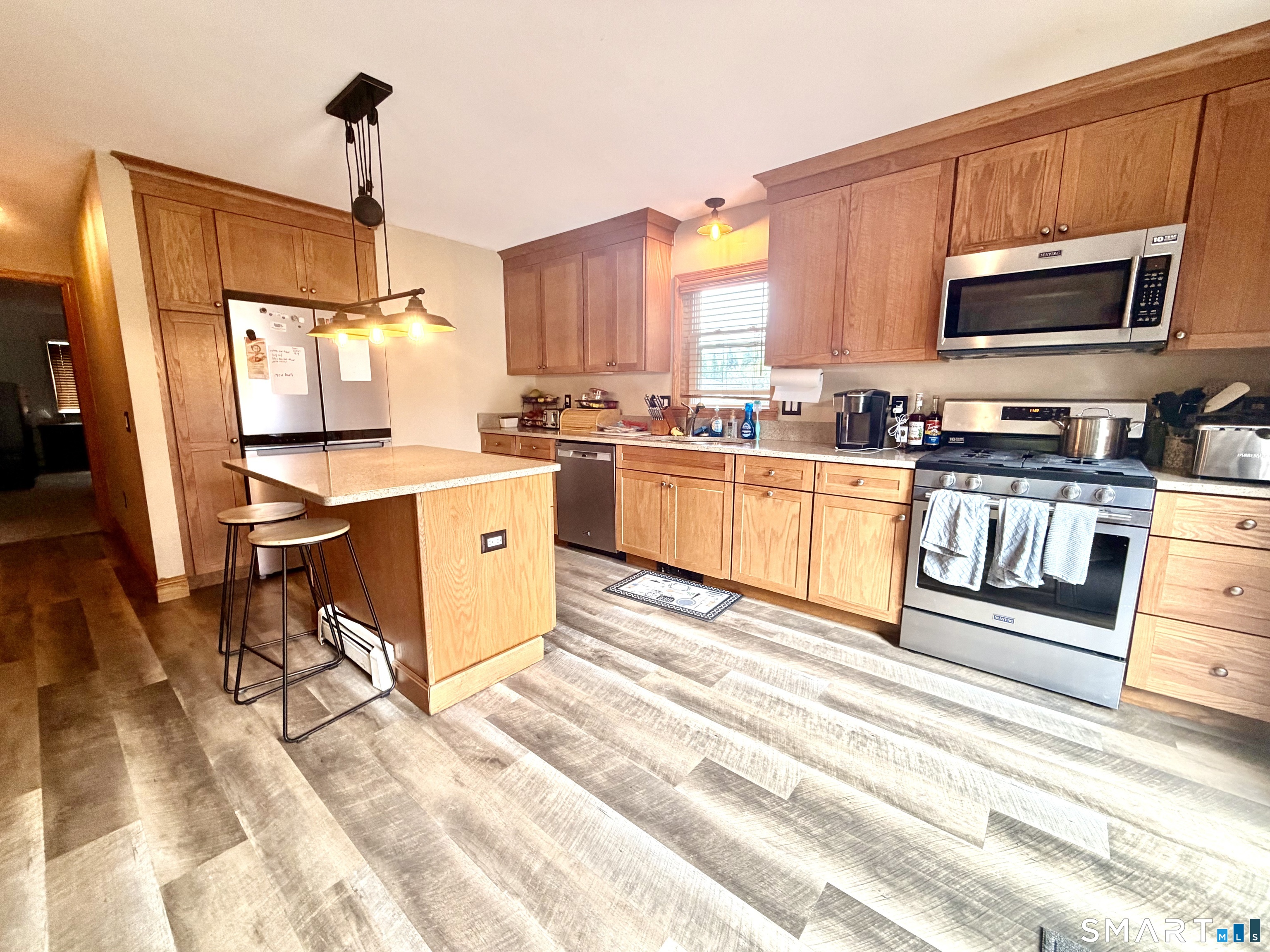 150 East Lake Street photo 7