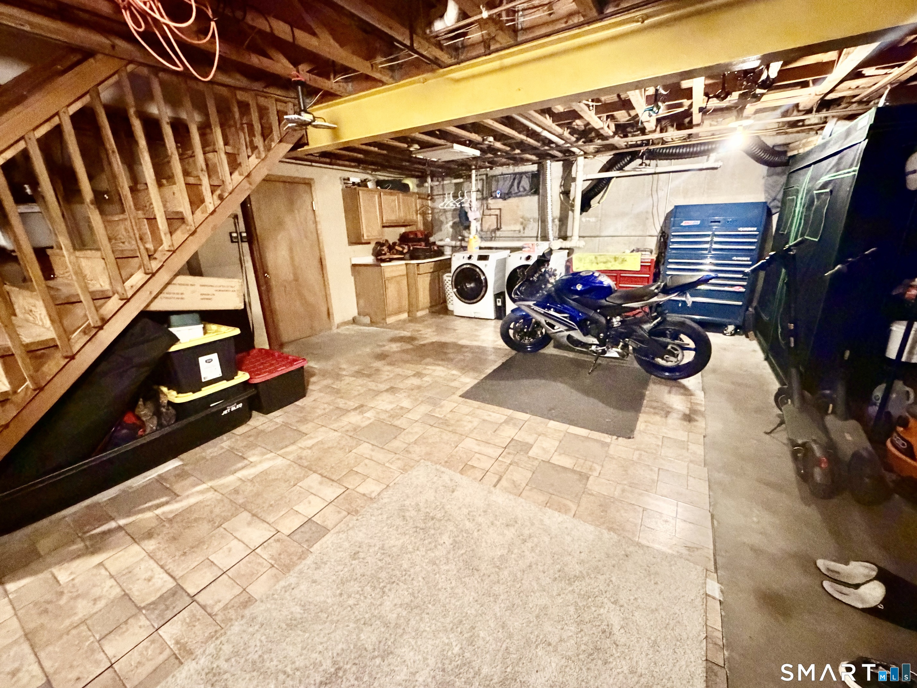 150 East Lake Street photo 13
