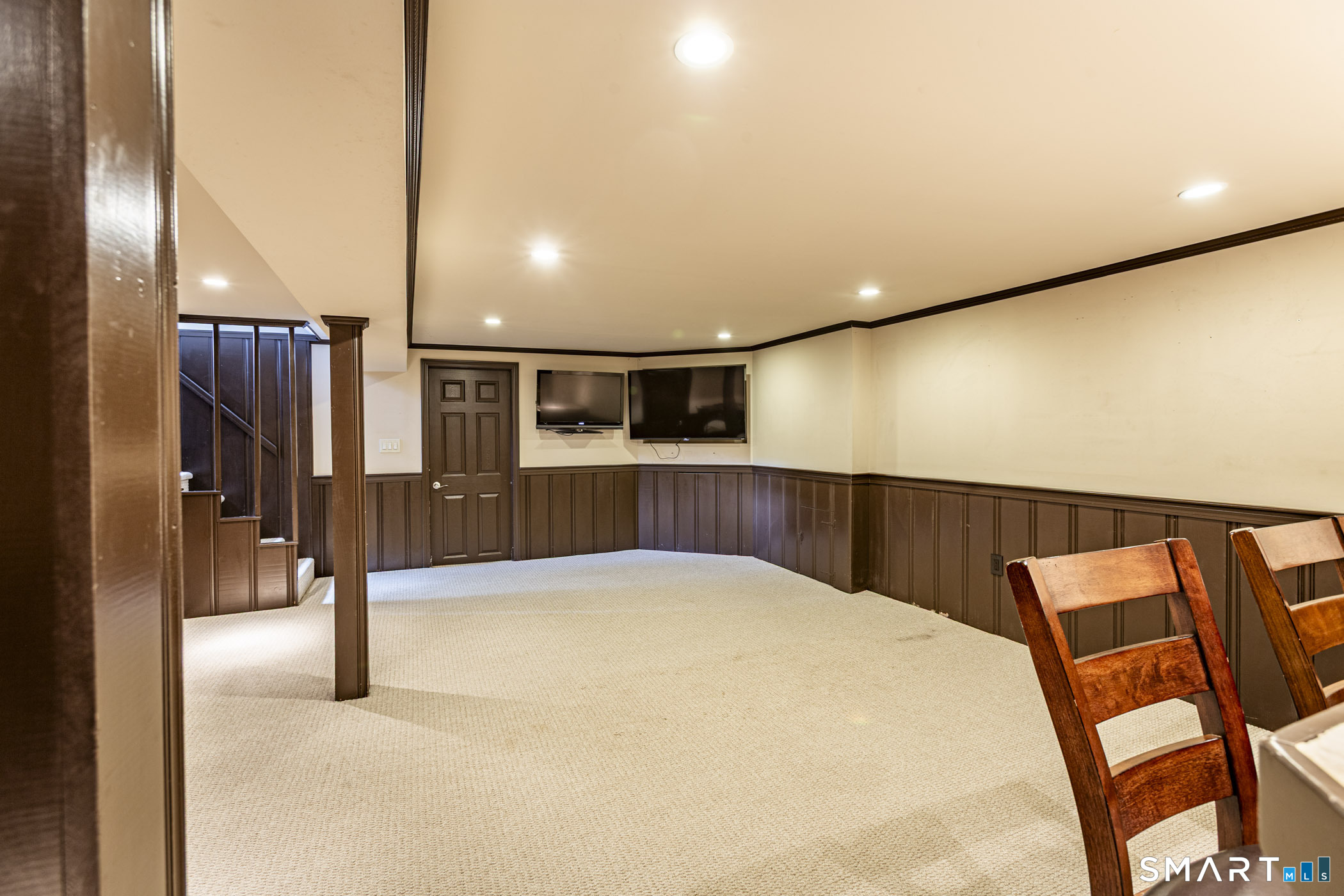 95 Oakdale Street photo 29