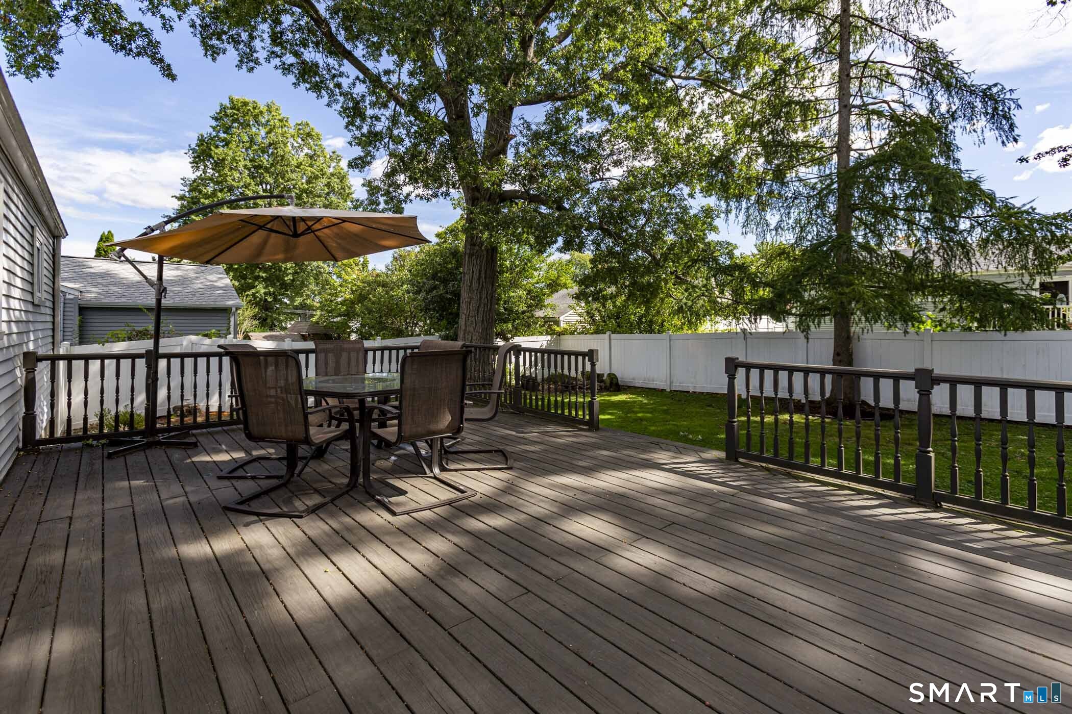 95 Oakdale Street photo 36