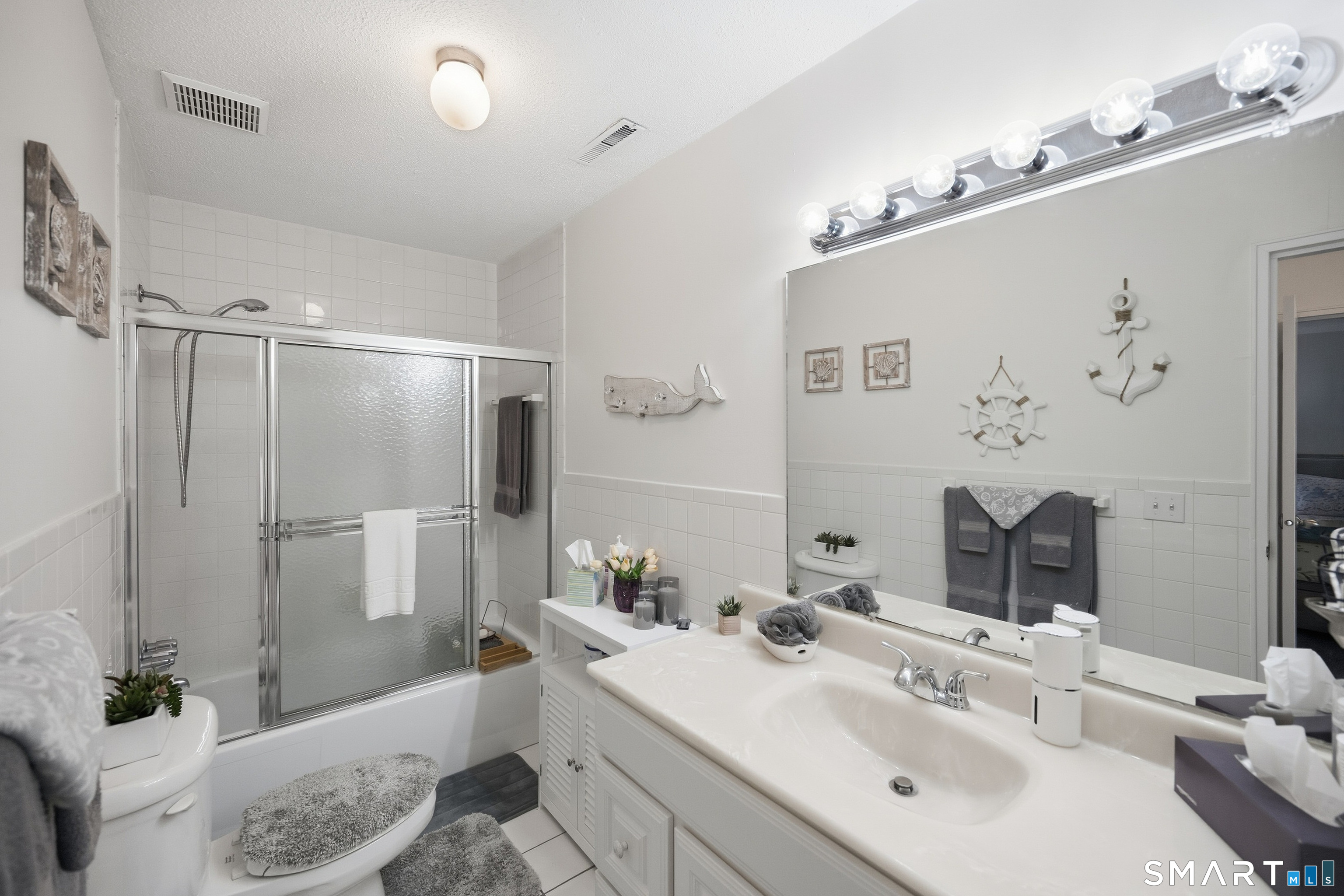 30 Stonegate Circle Unit #F photo 16