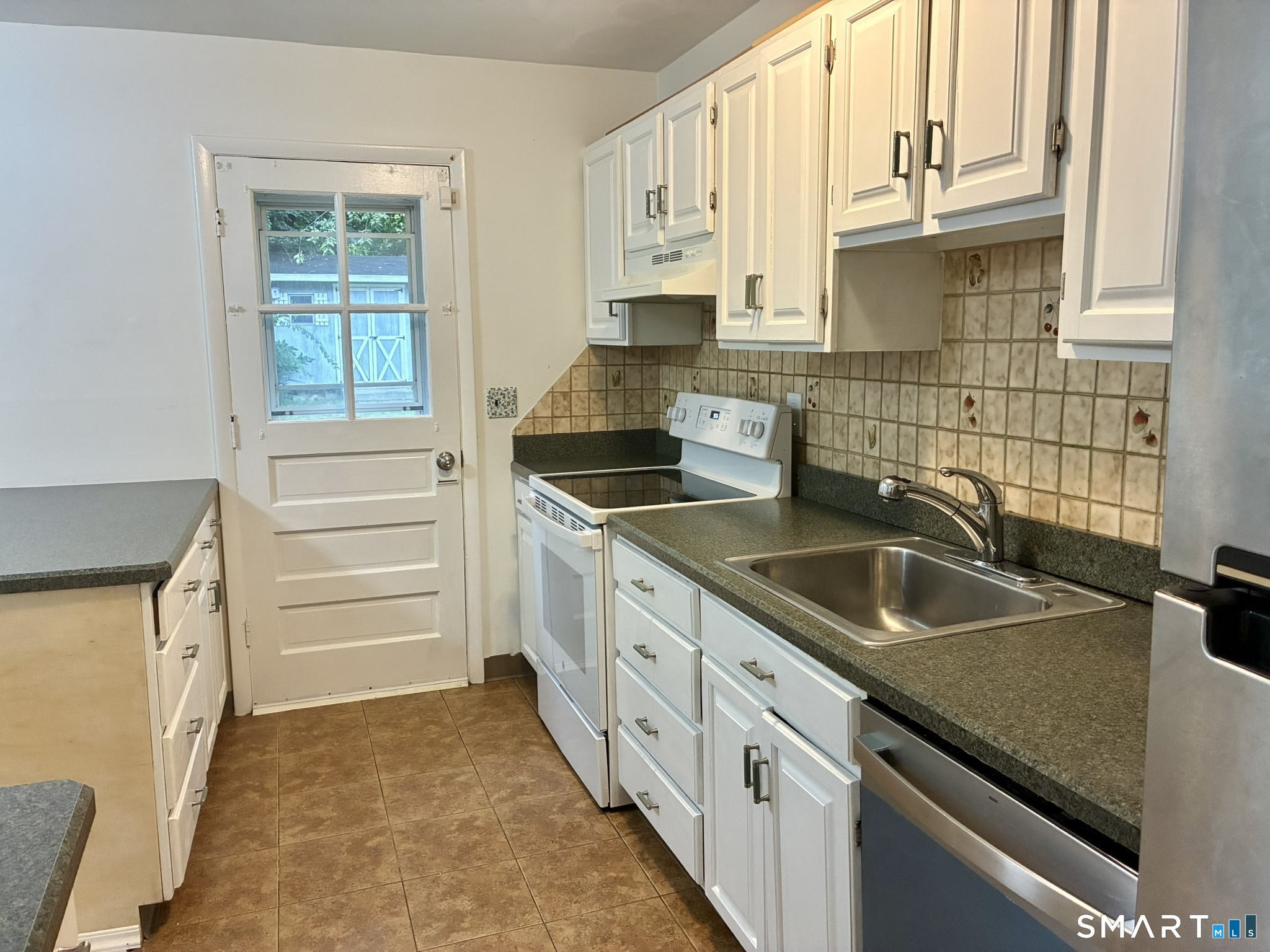 112 Rodgers Road Unit #112 photo 8