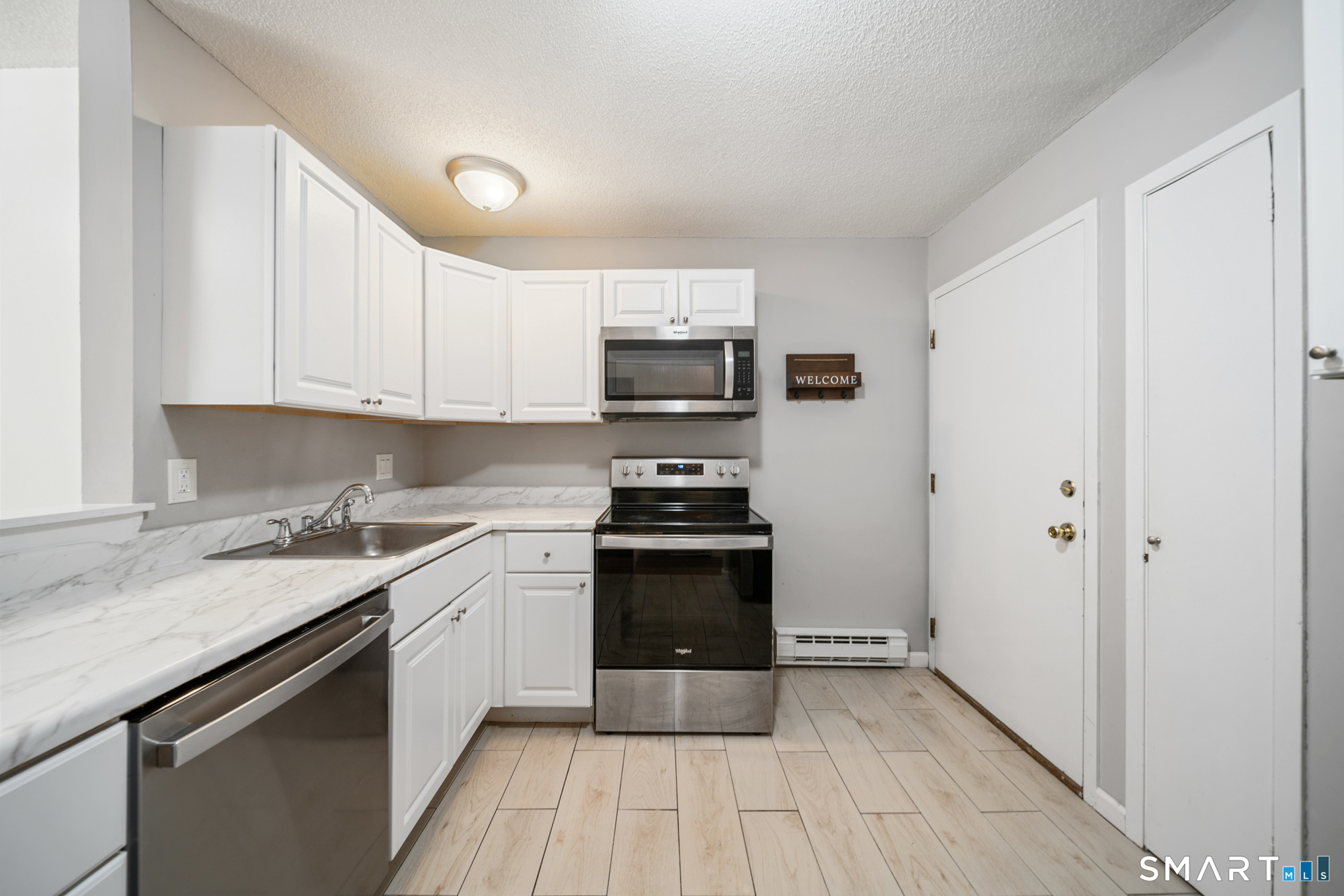 103 Wellington Drive photo 6