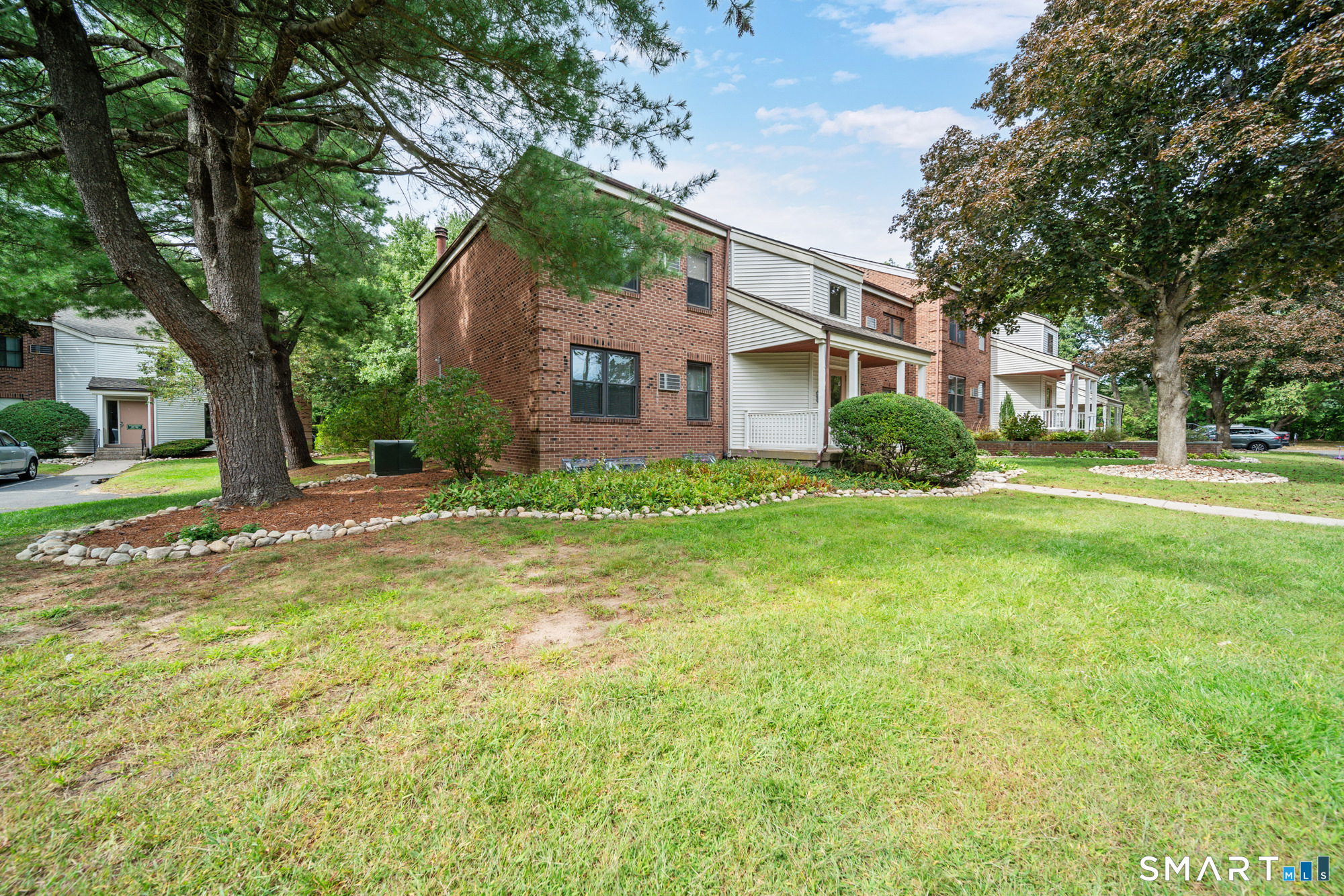 103 Wellington Drive photo 23