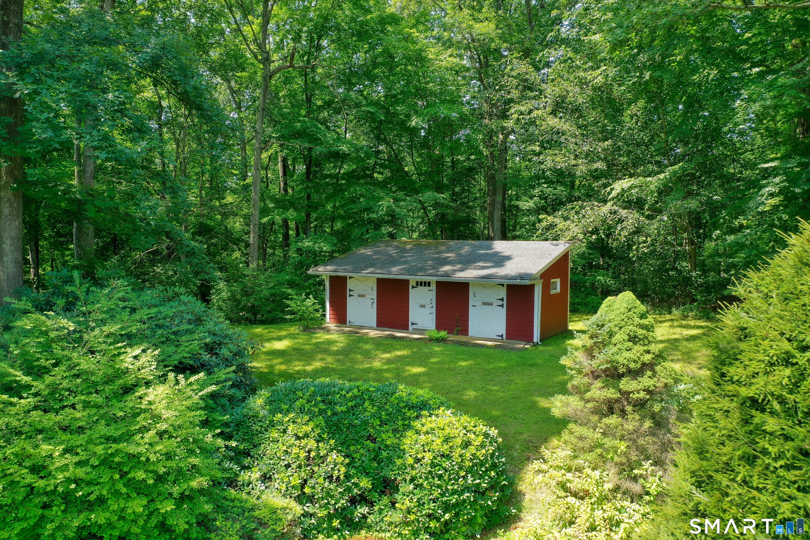 34 Sherwood Lane photo 29