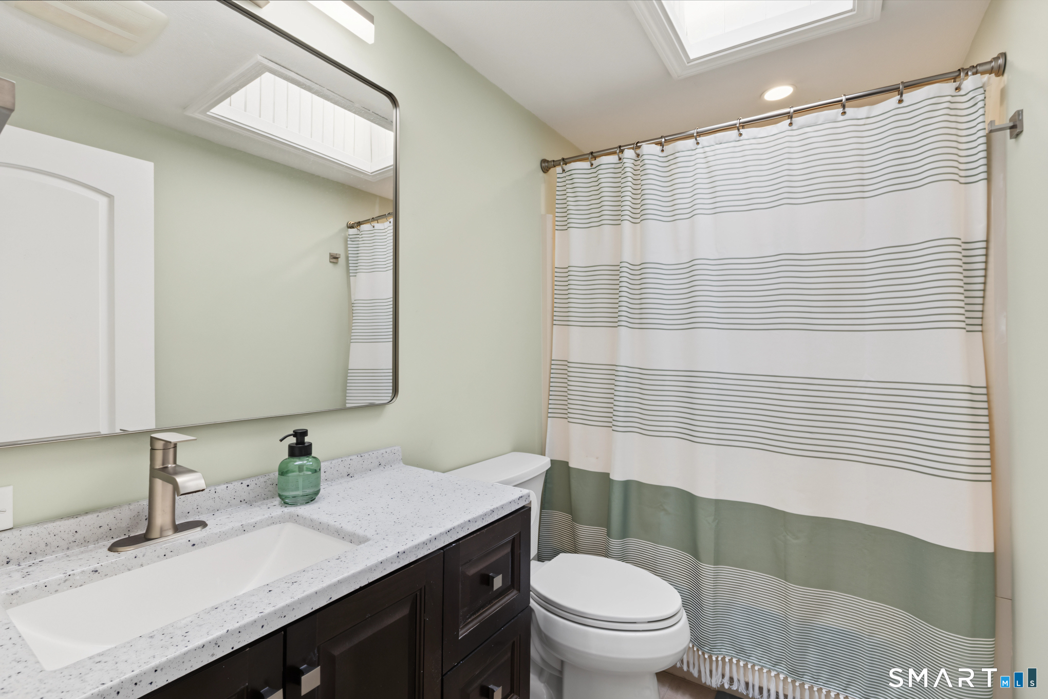 41 Oak Hill Road photo 25