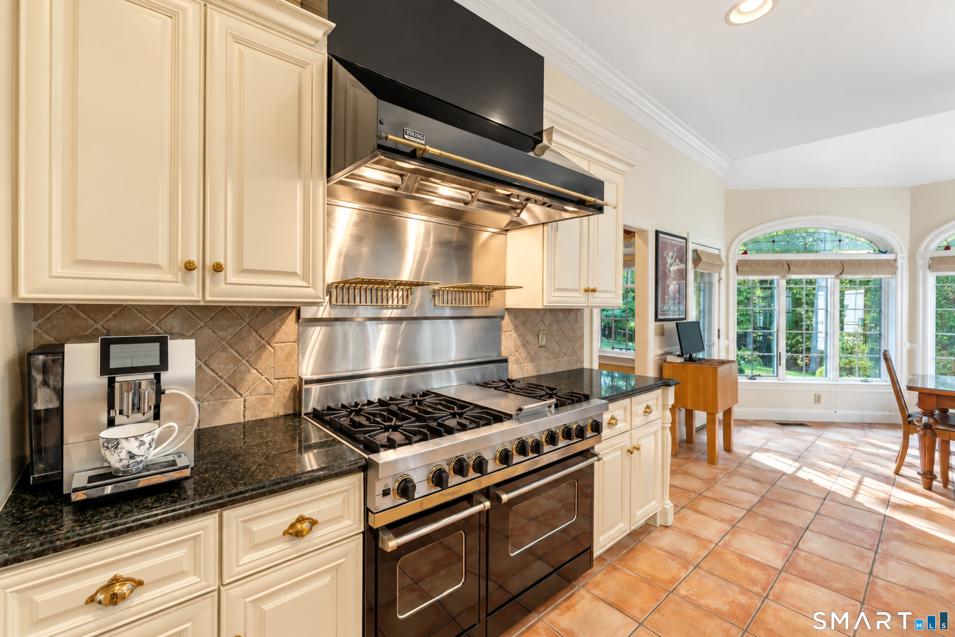 136 Long Lane photo 25