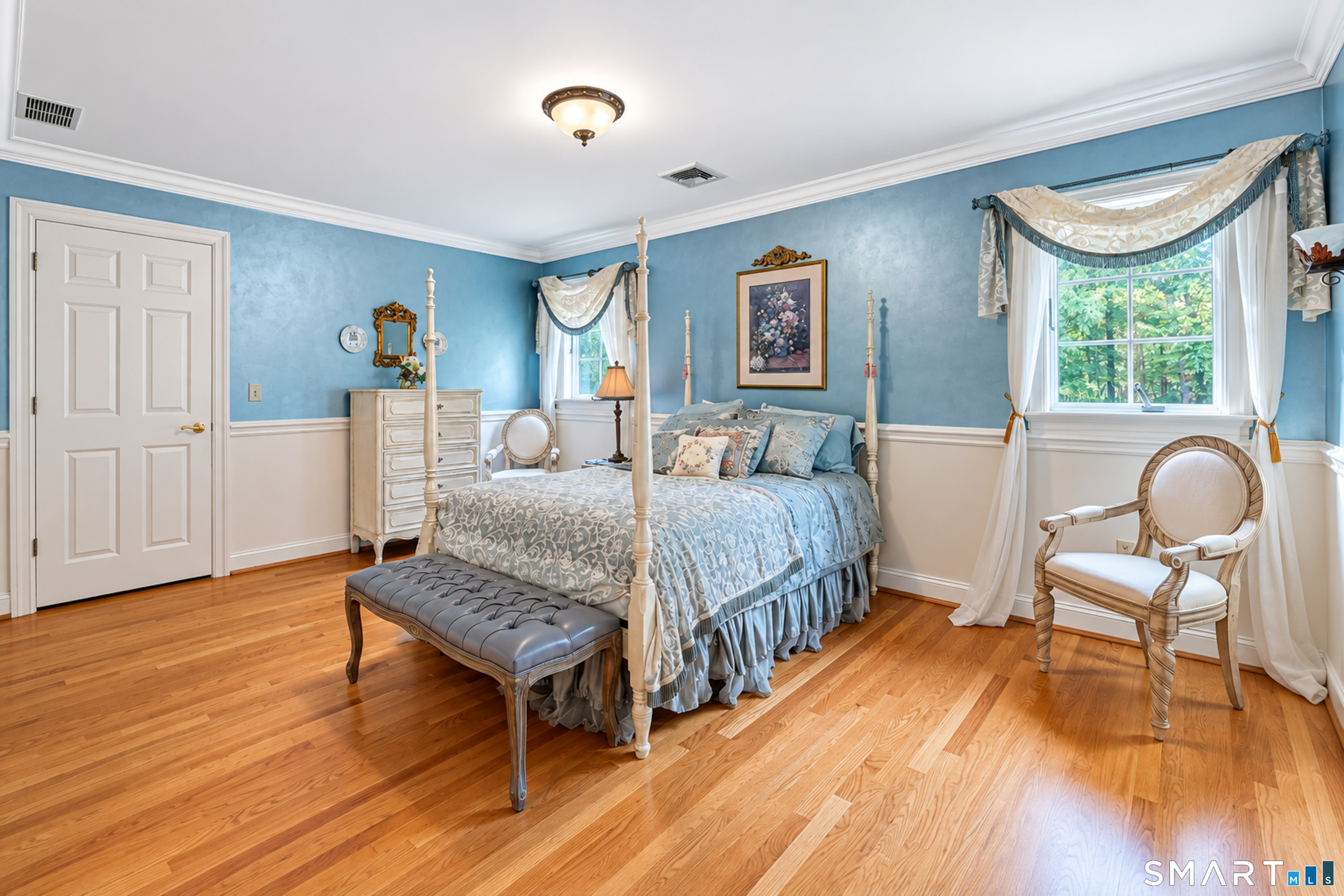 136 Long Lane photo 31