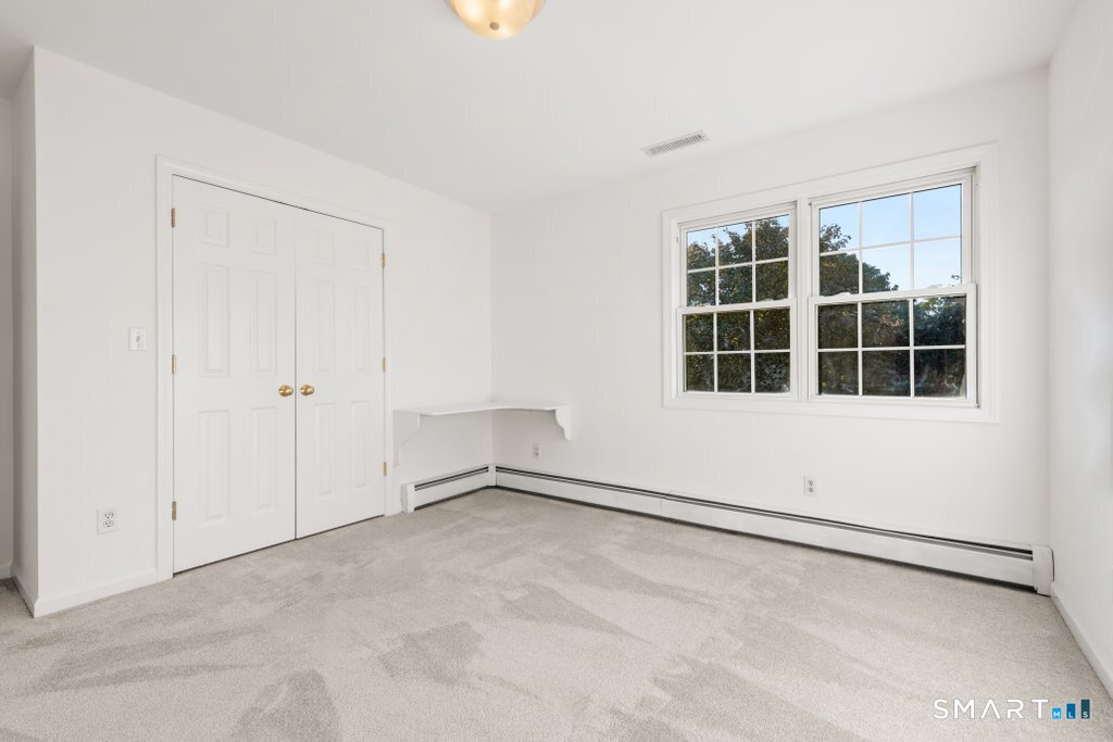 30 Briarwood Drive photo 16