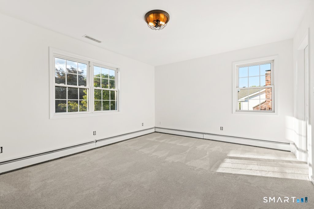 30 Briarwood Drive photo 17