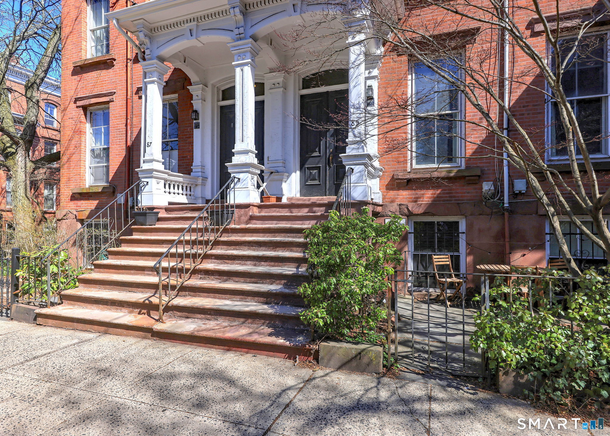 85 Olive Street 85