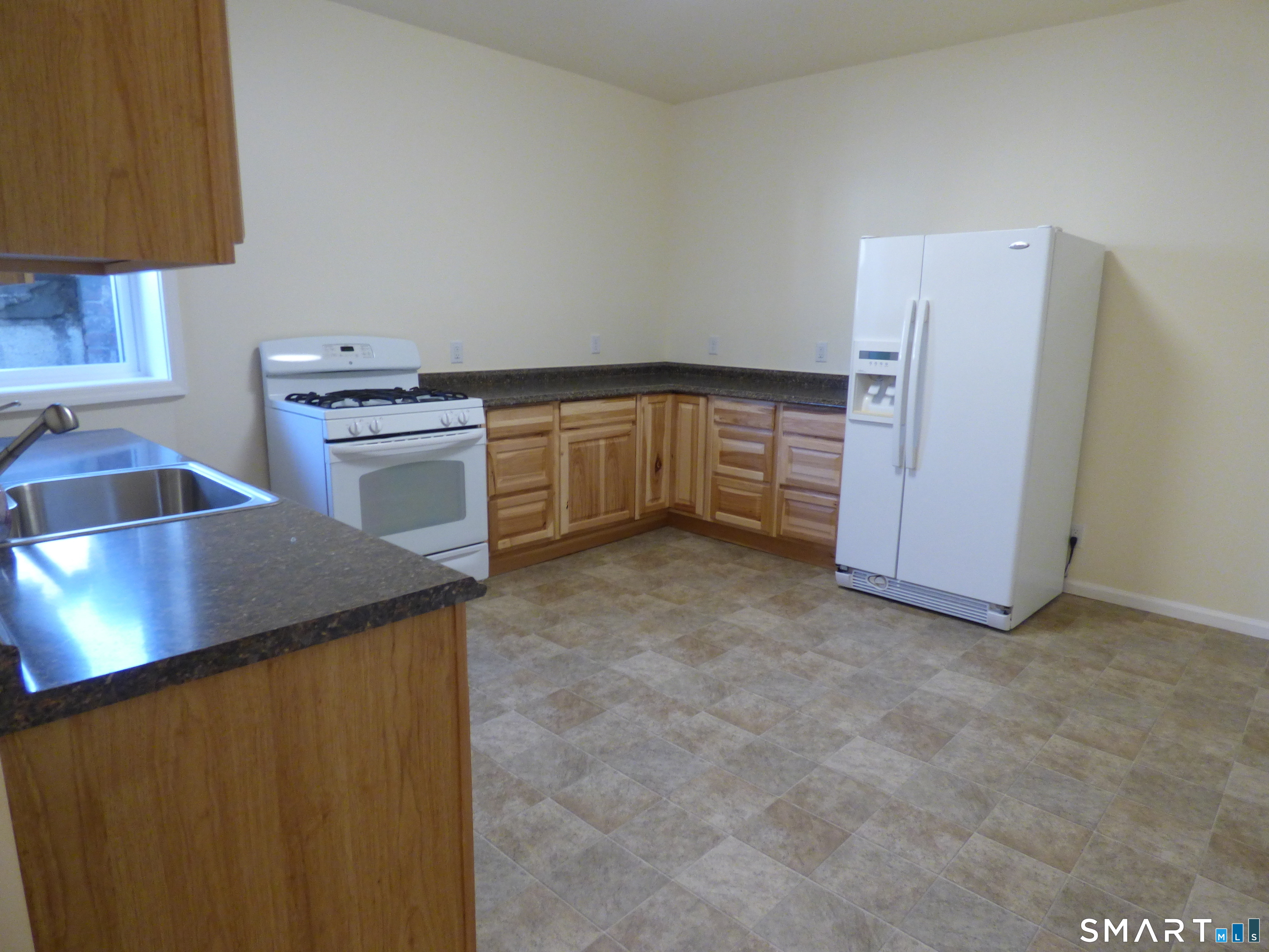 375 Greenwich Avenue Unit #5 photo 2