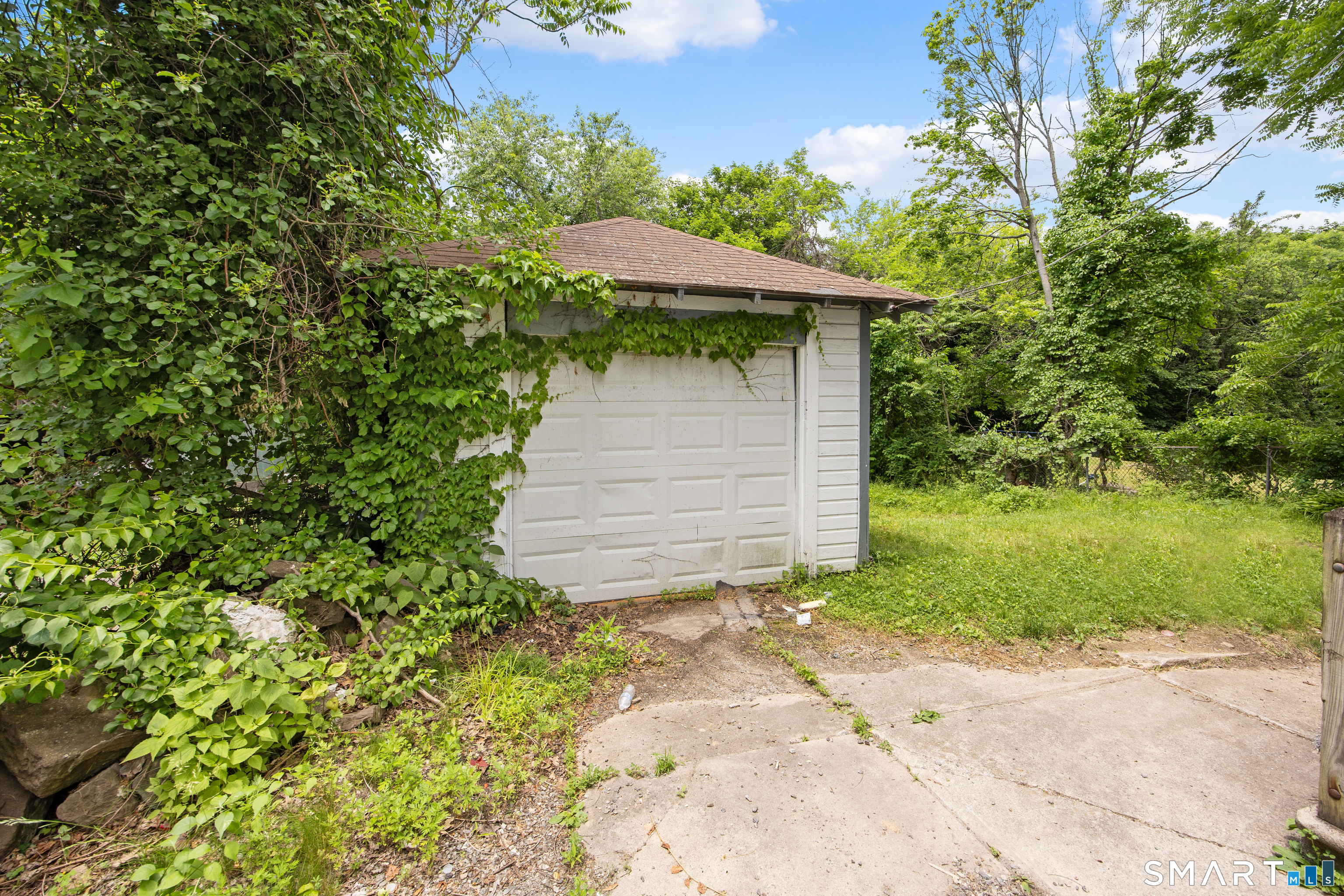 101 Dikeman Street photo 35