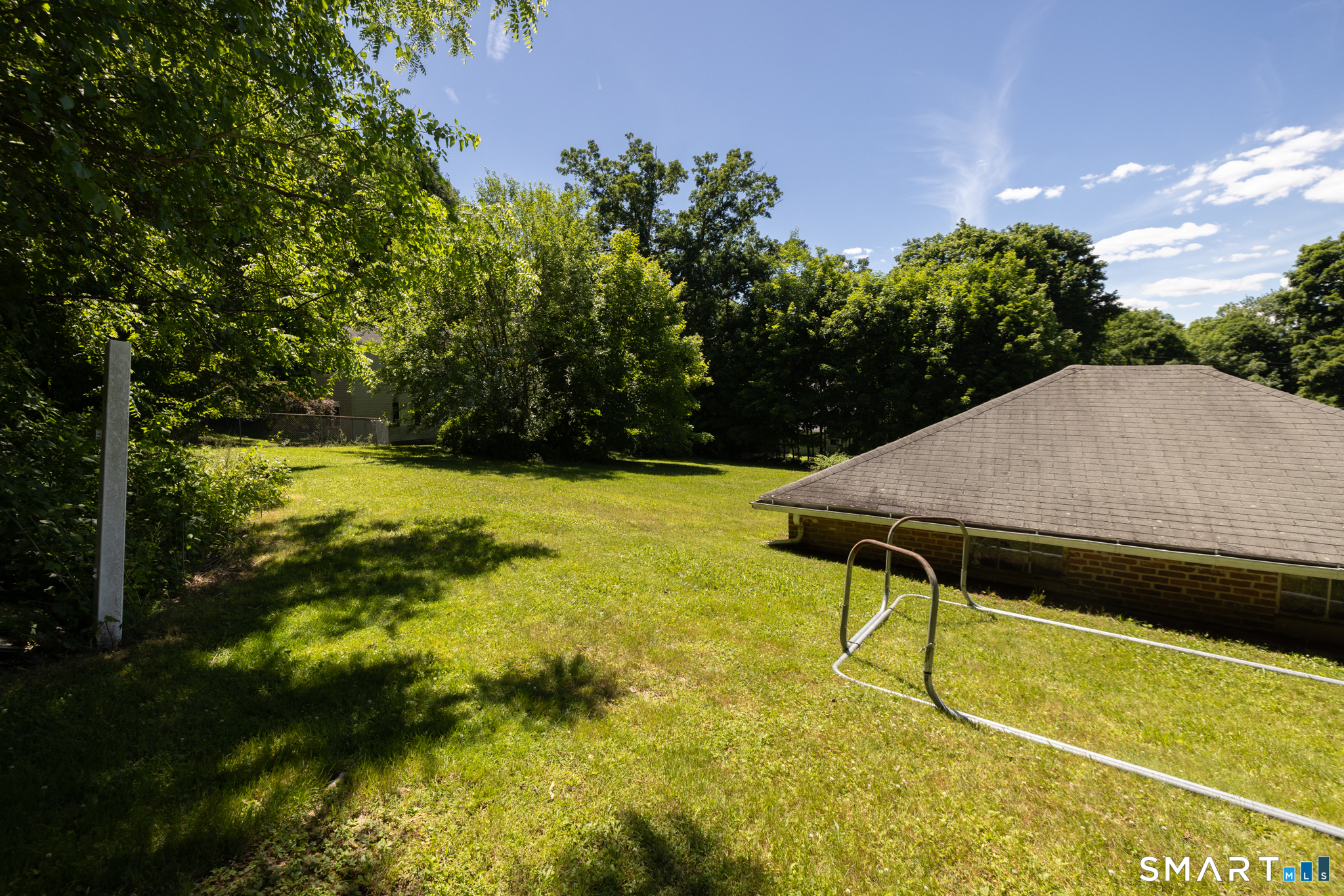 33 Maplewood Street photo 13