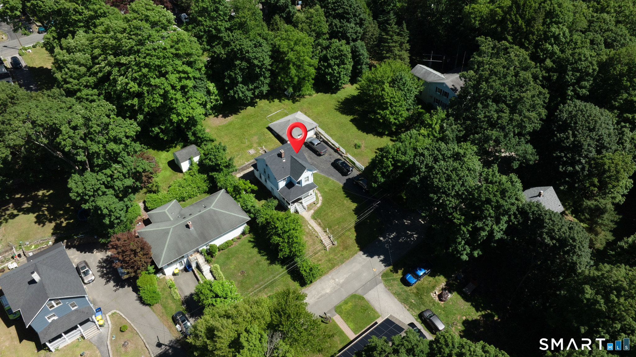 33 Maplewood Street photo 16