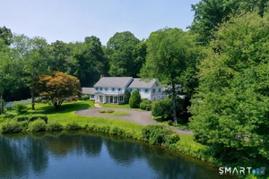 34 Sherwood, New Canaan