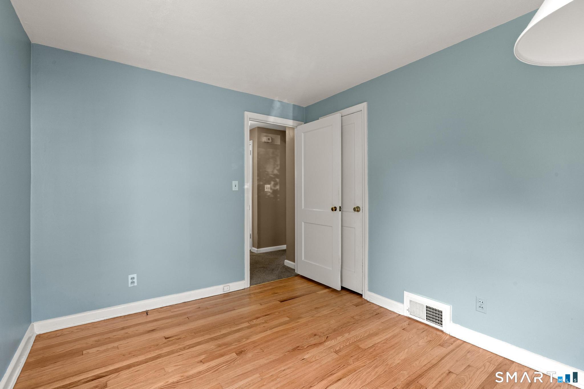 110 Randal Avenue photo 18