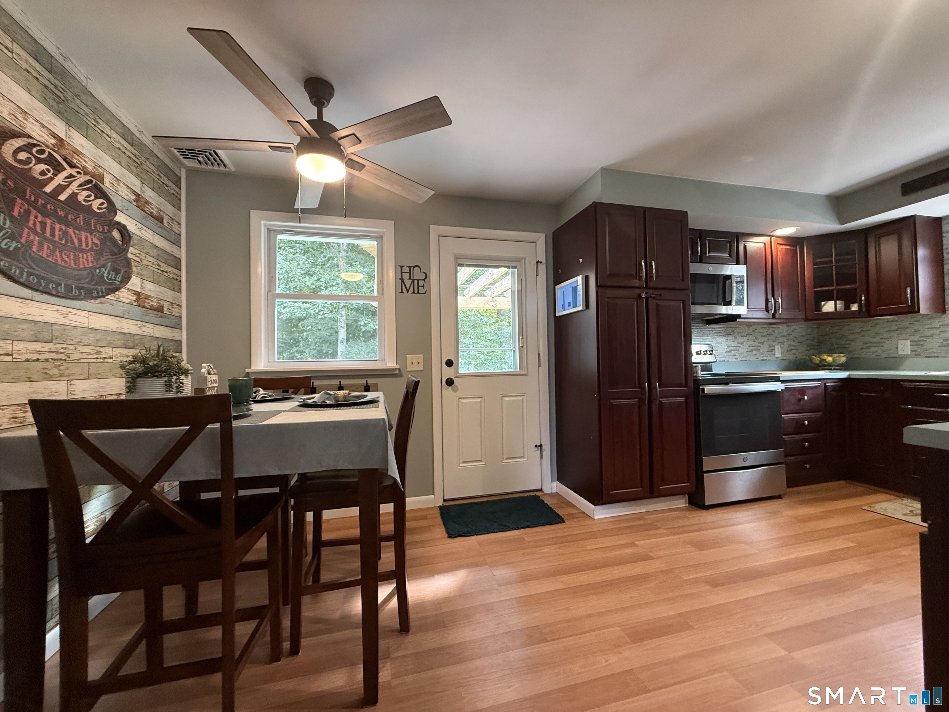 120 Dufault Street photo 8