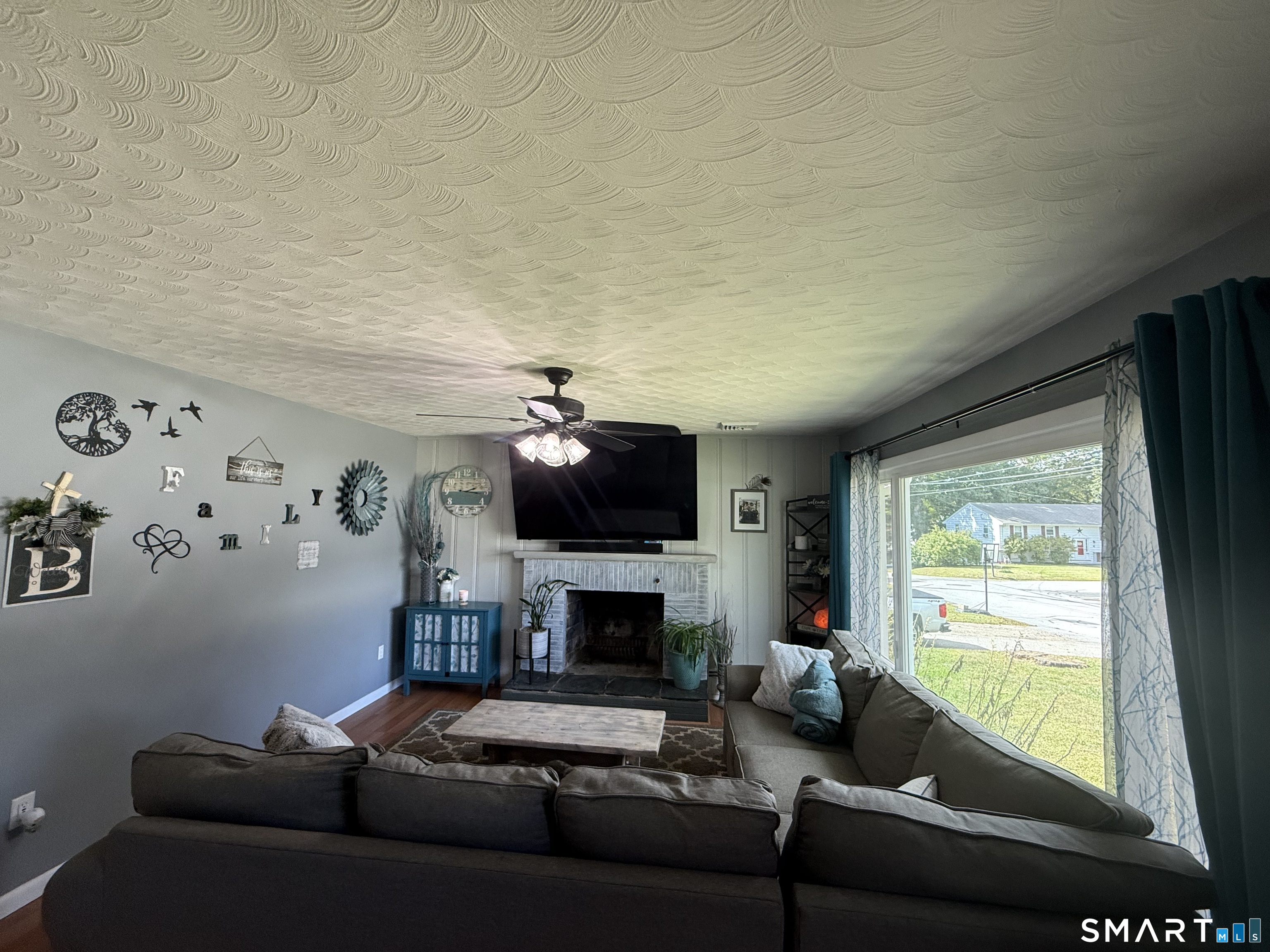 120 Dufault Street photo 17