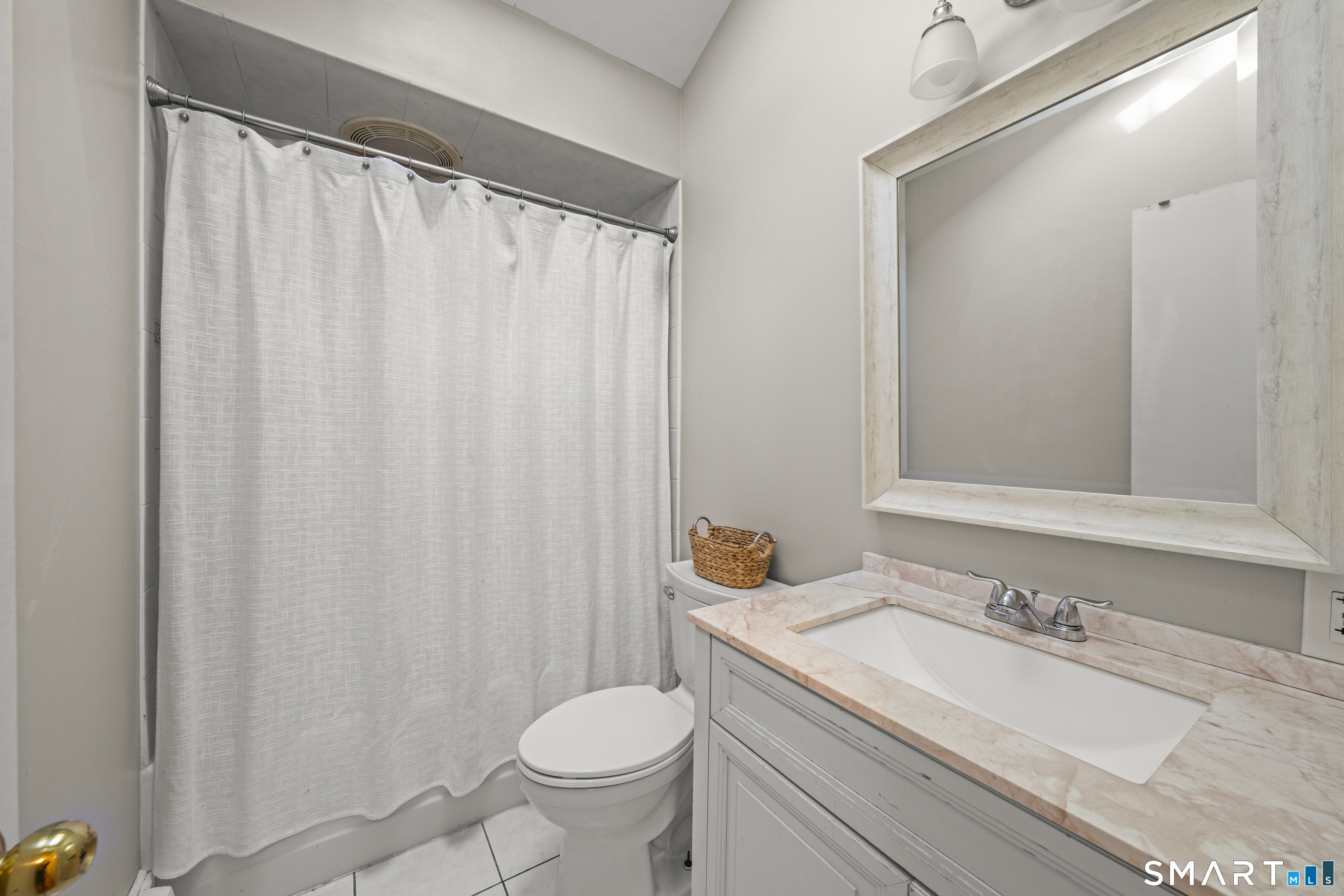168 West Pearl Road photo 15