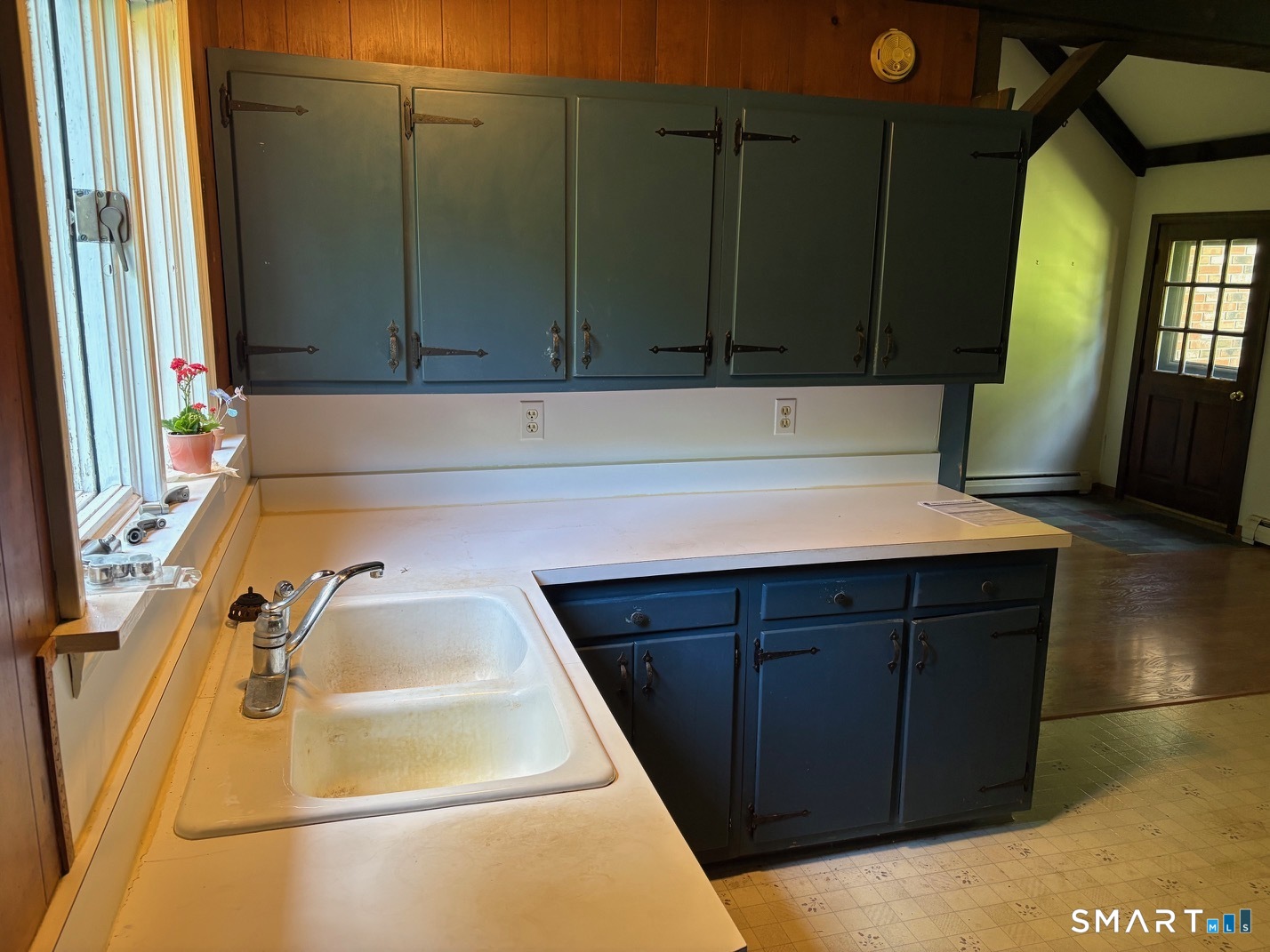 600 Thomaston Road photo 11