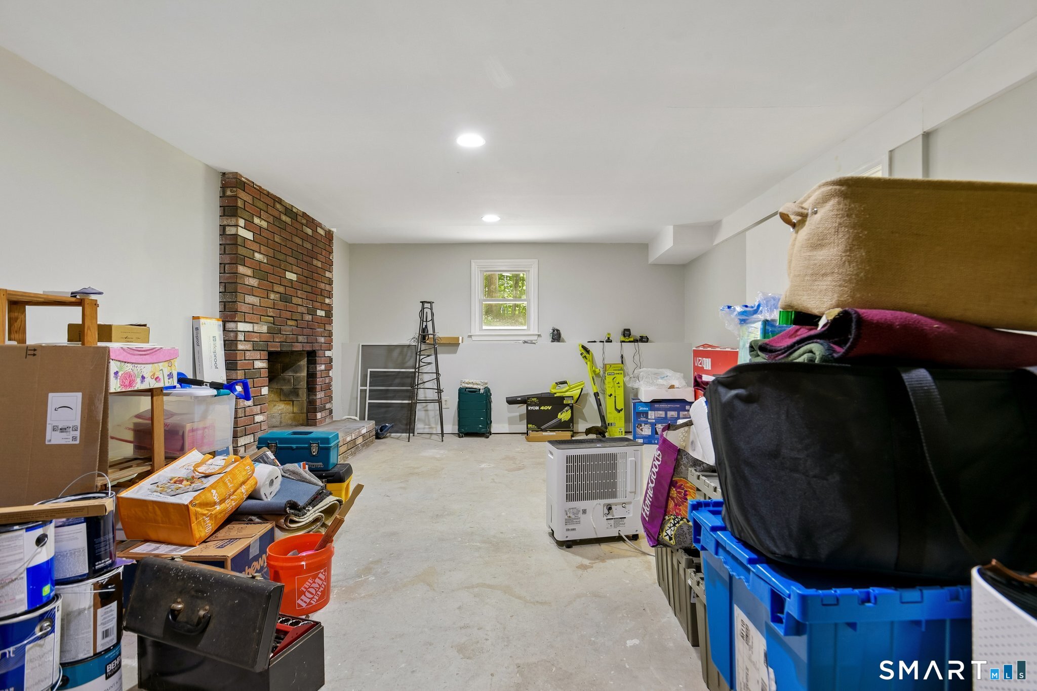 19 Crouch Road photo 32