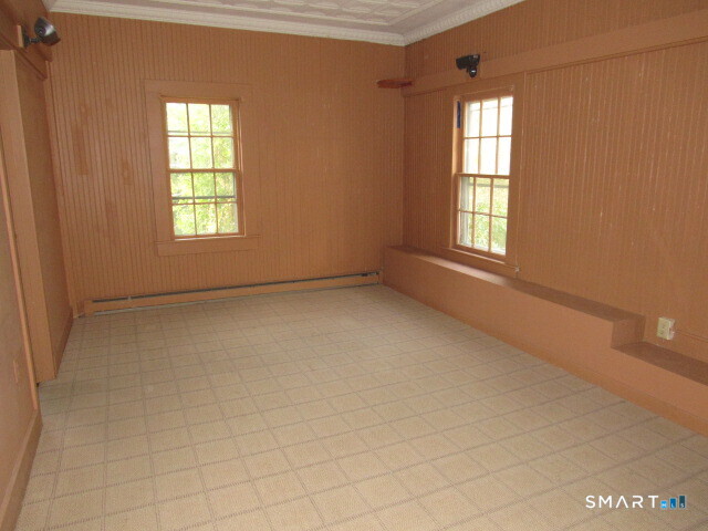 124 Main Street, Deep River, CT 06417