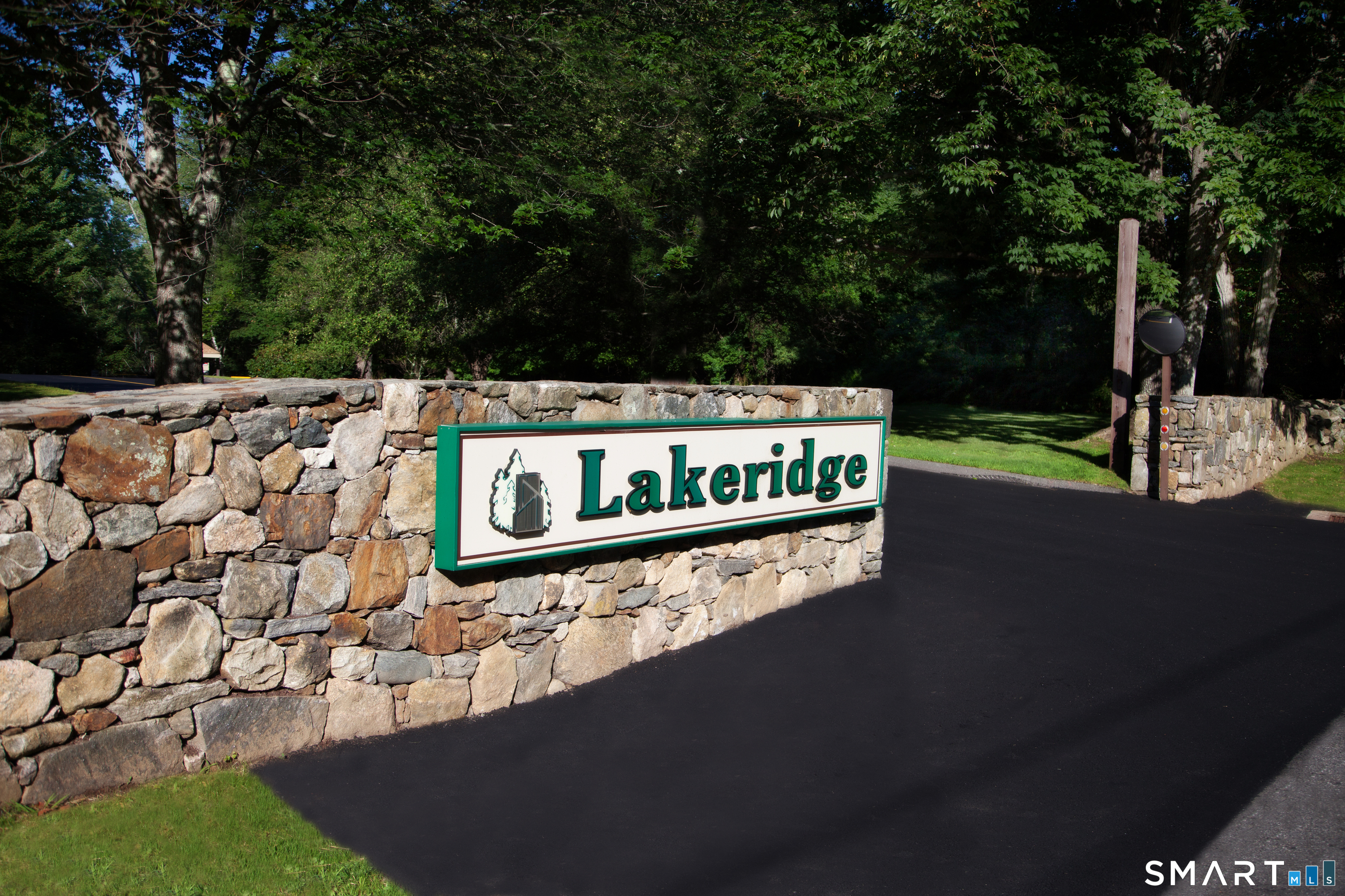 212 Ledge Drive photo 28