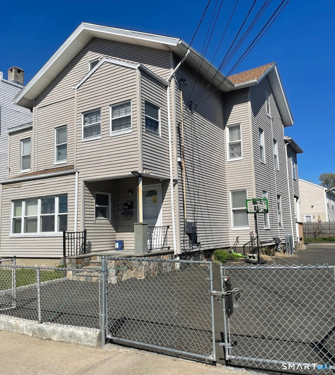 196 Park Street Unit #1FL
