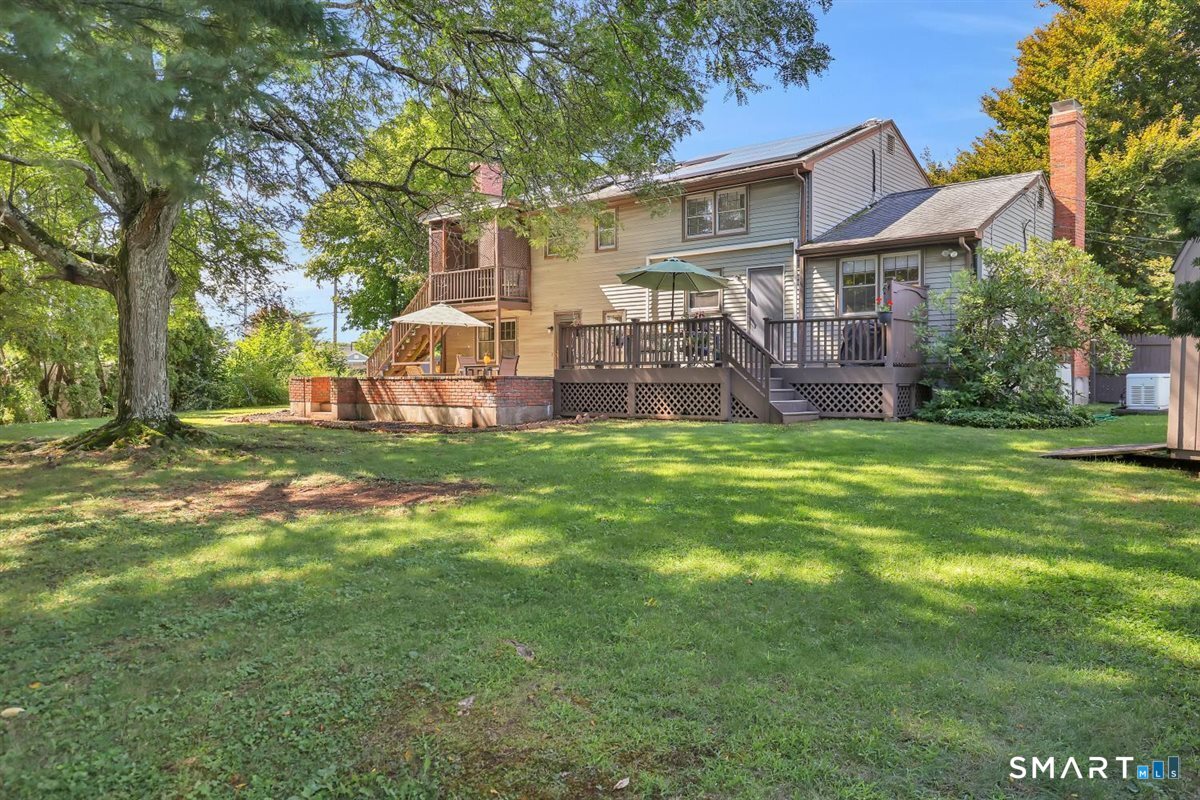 306 Cromwell Avenue photo 34