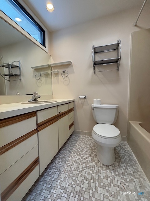 454 Main Avenue Unit #1 photo 9