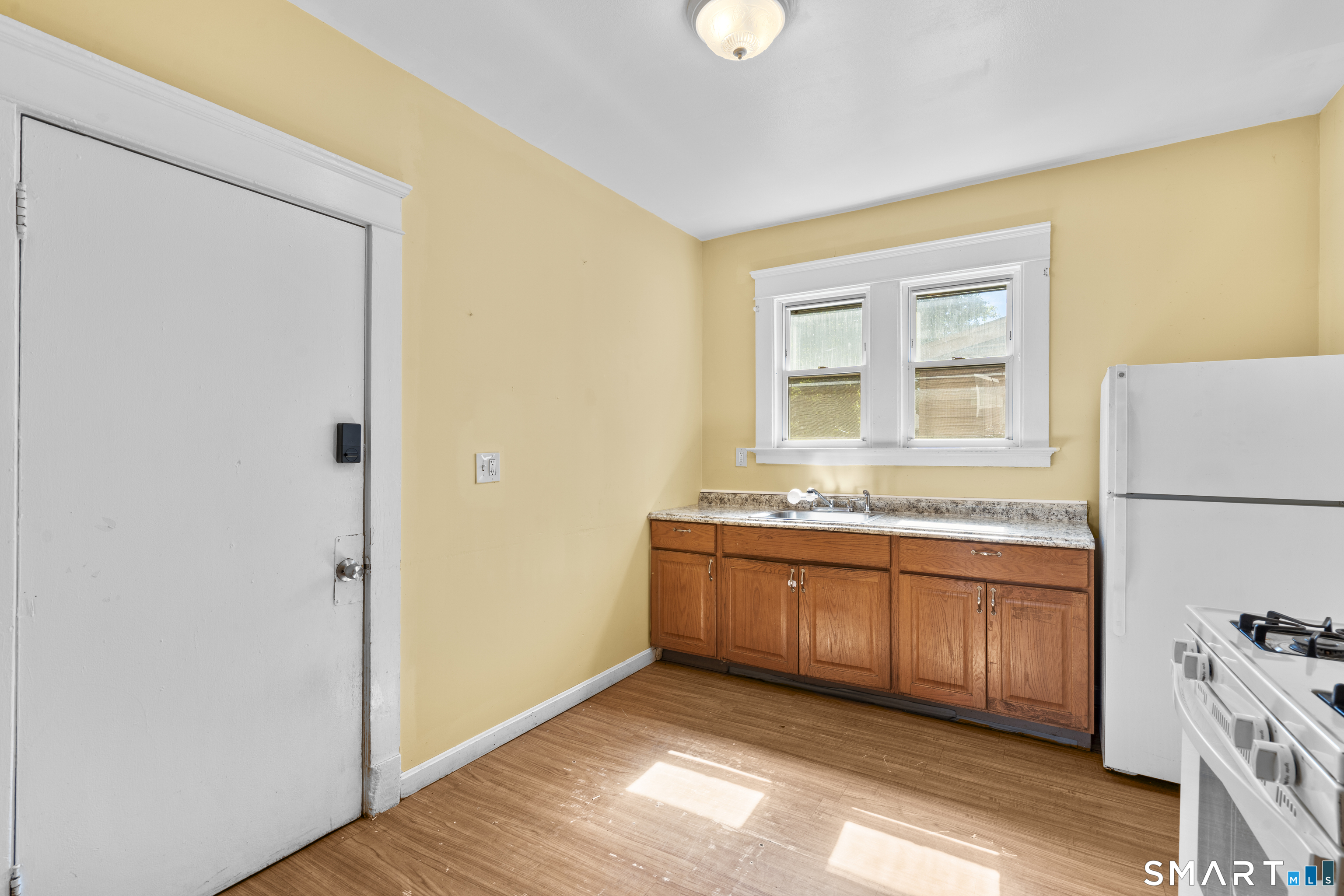 855 Woodward Avenue Unit #1st Flr photo 6