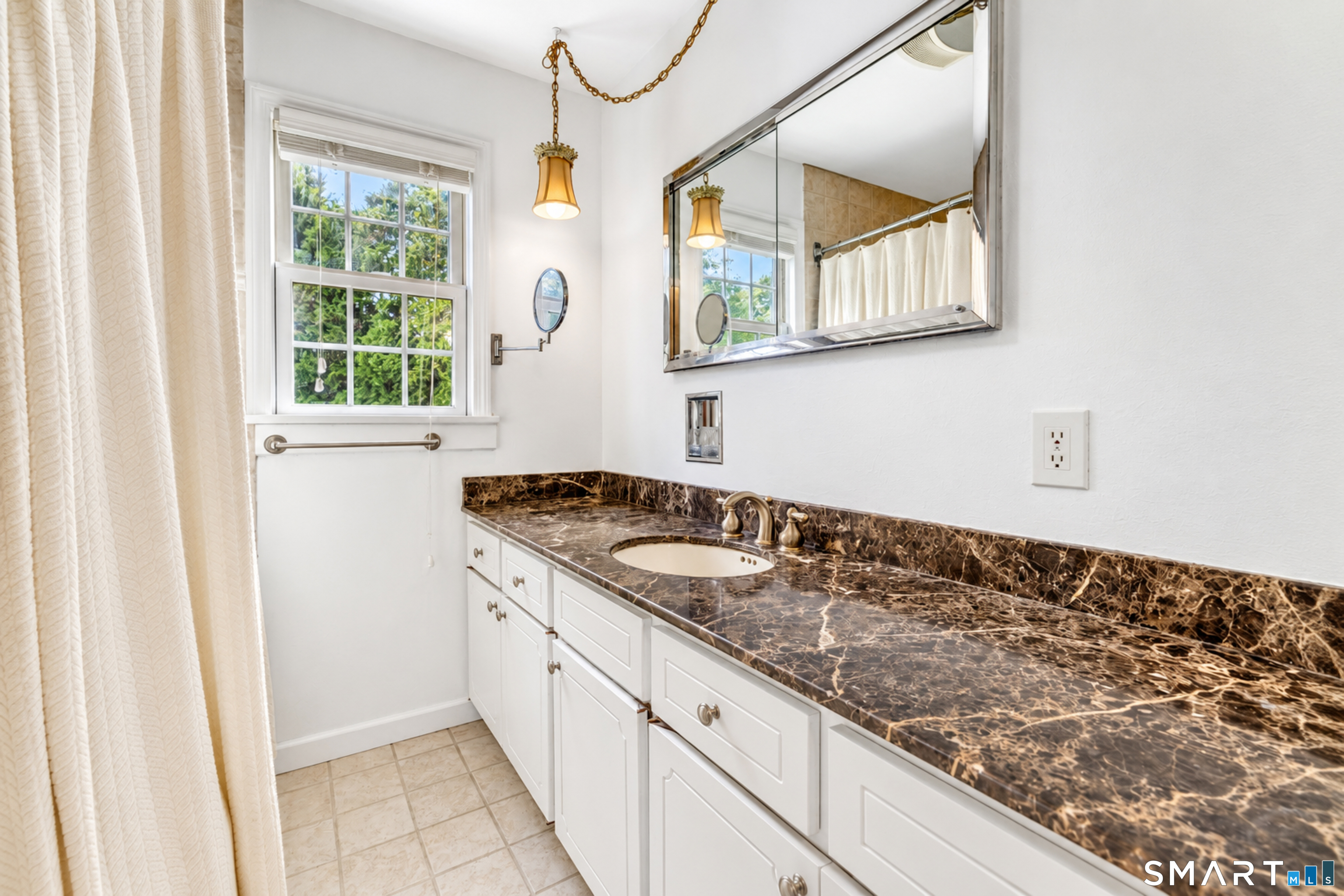 79 Jeremy Hill Road, North Stonington, CT 06359