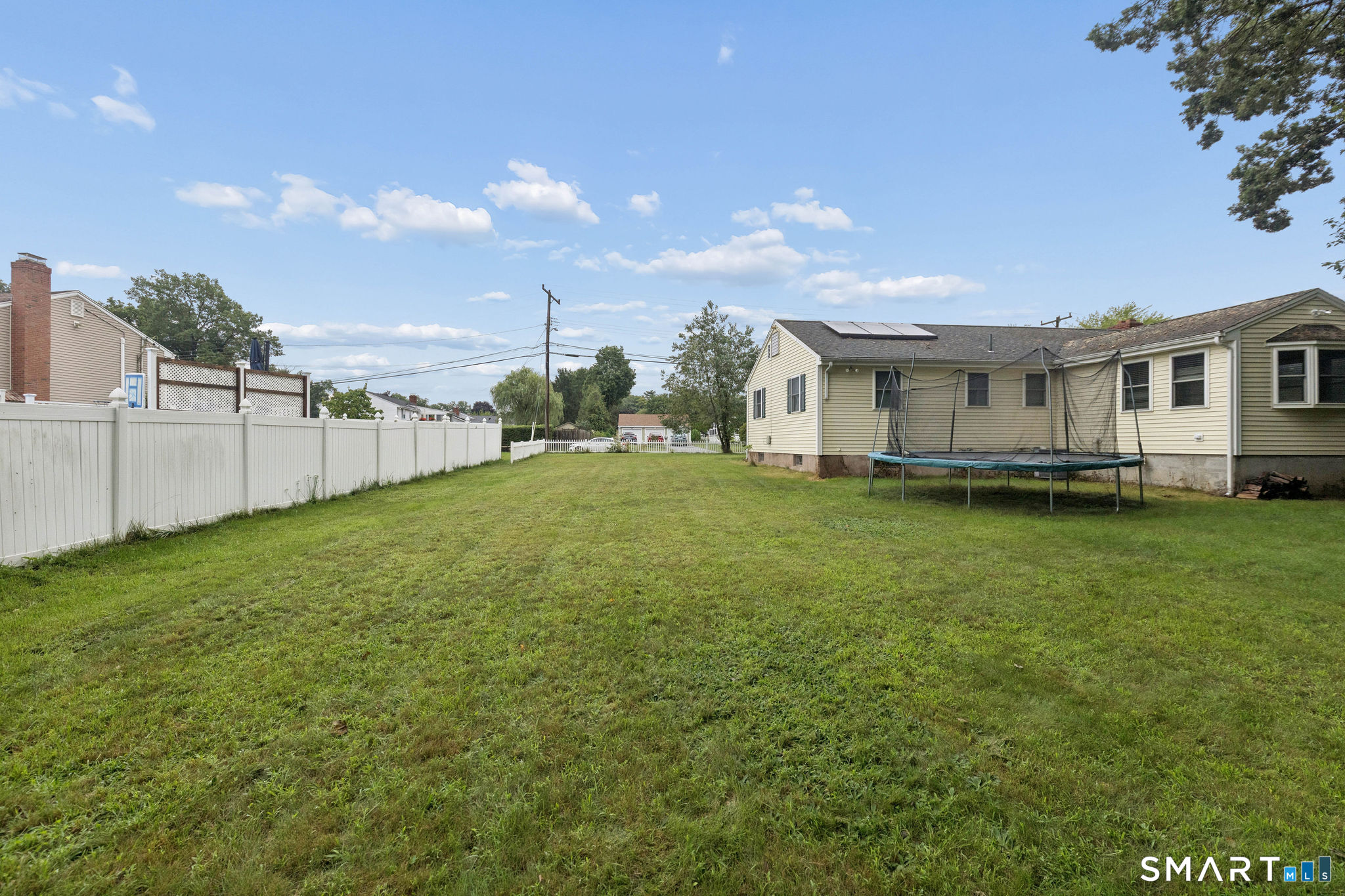 61 University Avenue photo 10
