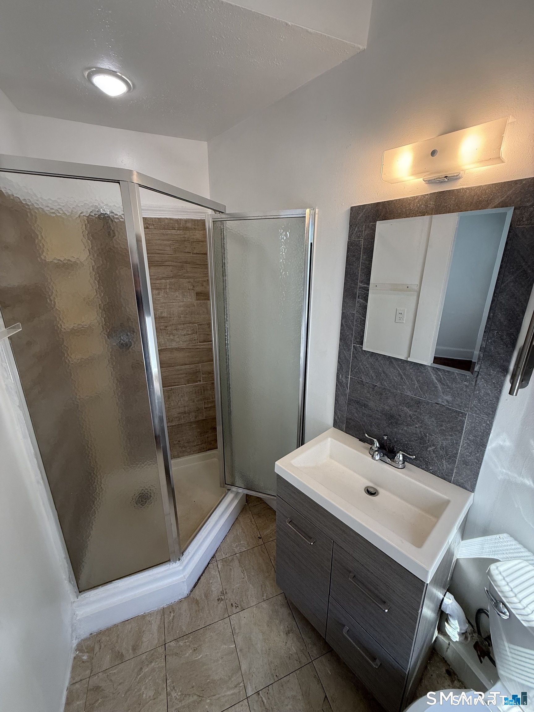 125 Columbia Street photo 12