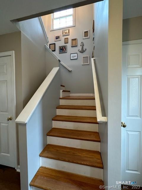 209 Deerfield Ridge Drive photo 7