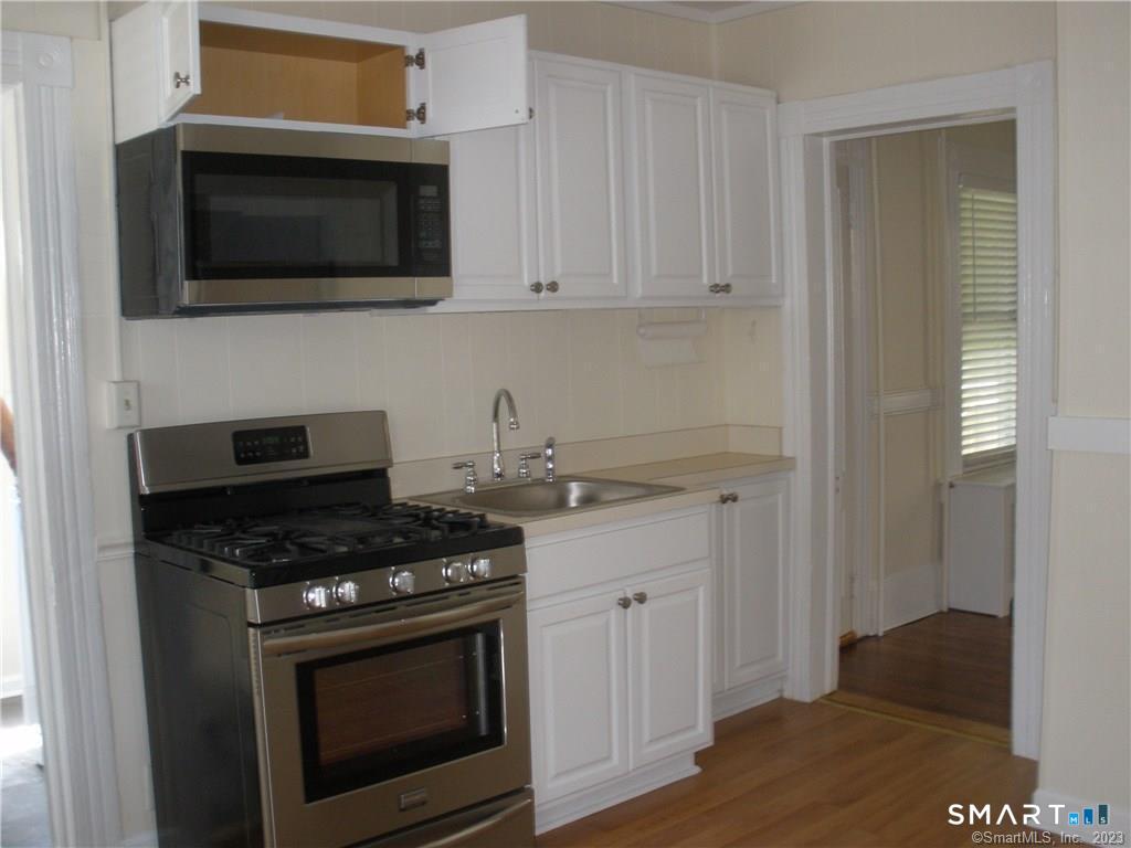 803 Cove Road, Stamford, Connecticut photo 3