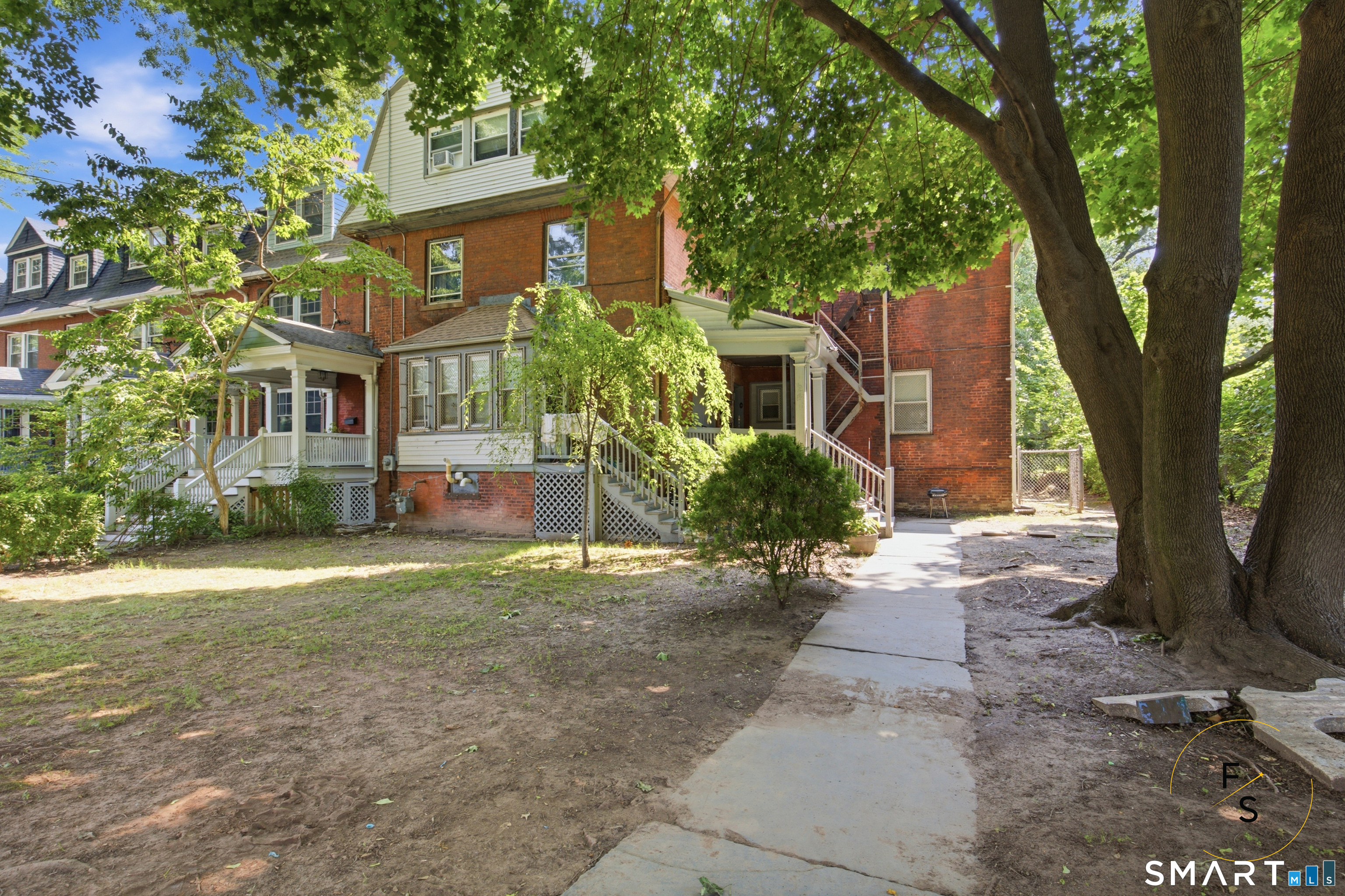 24 Park Terrace photo 4