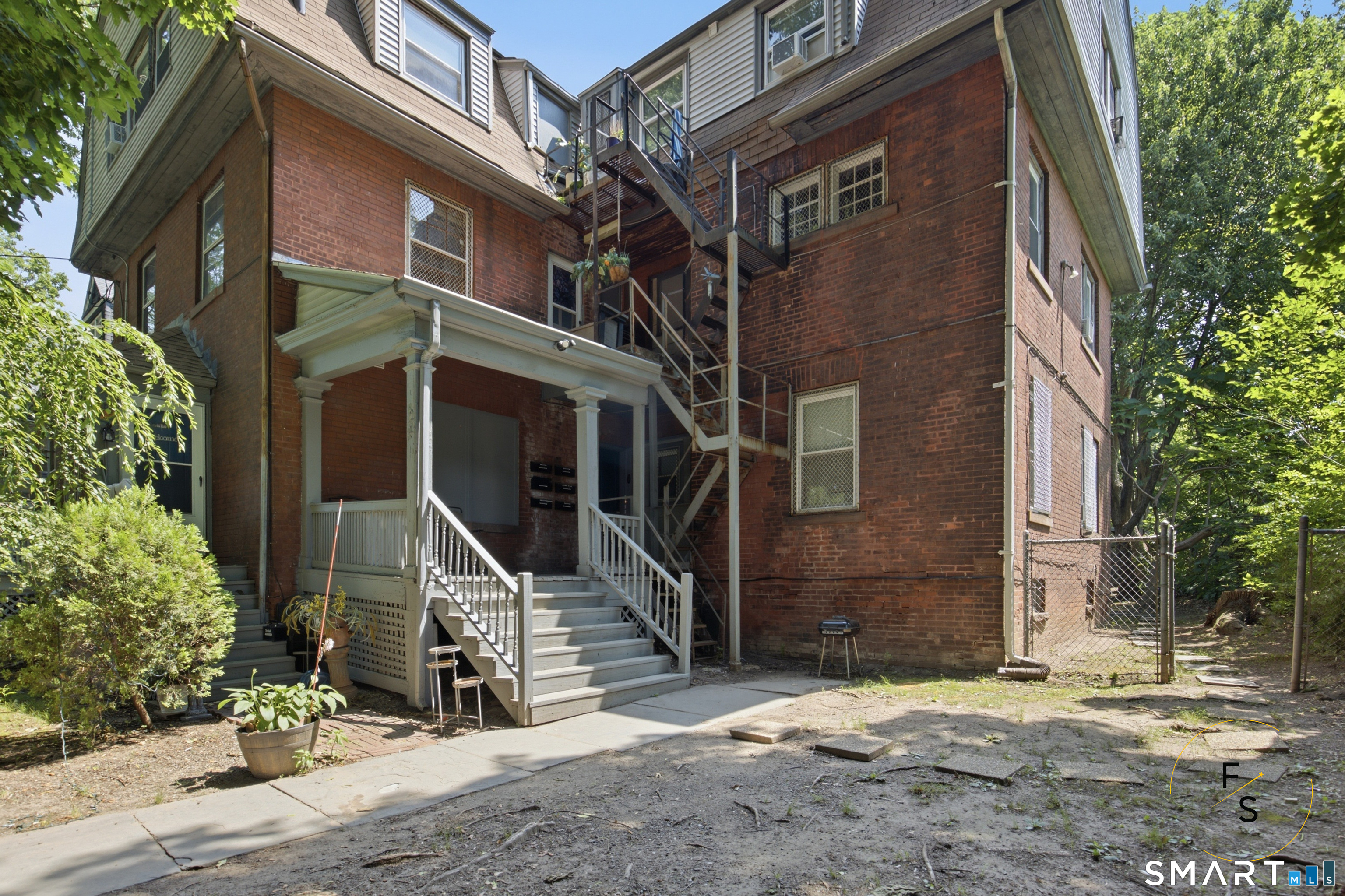 24 Park Terrace photo 5