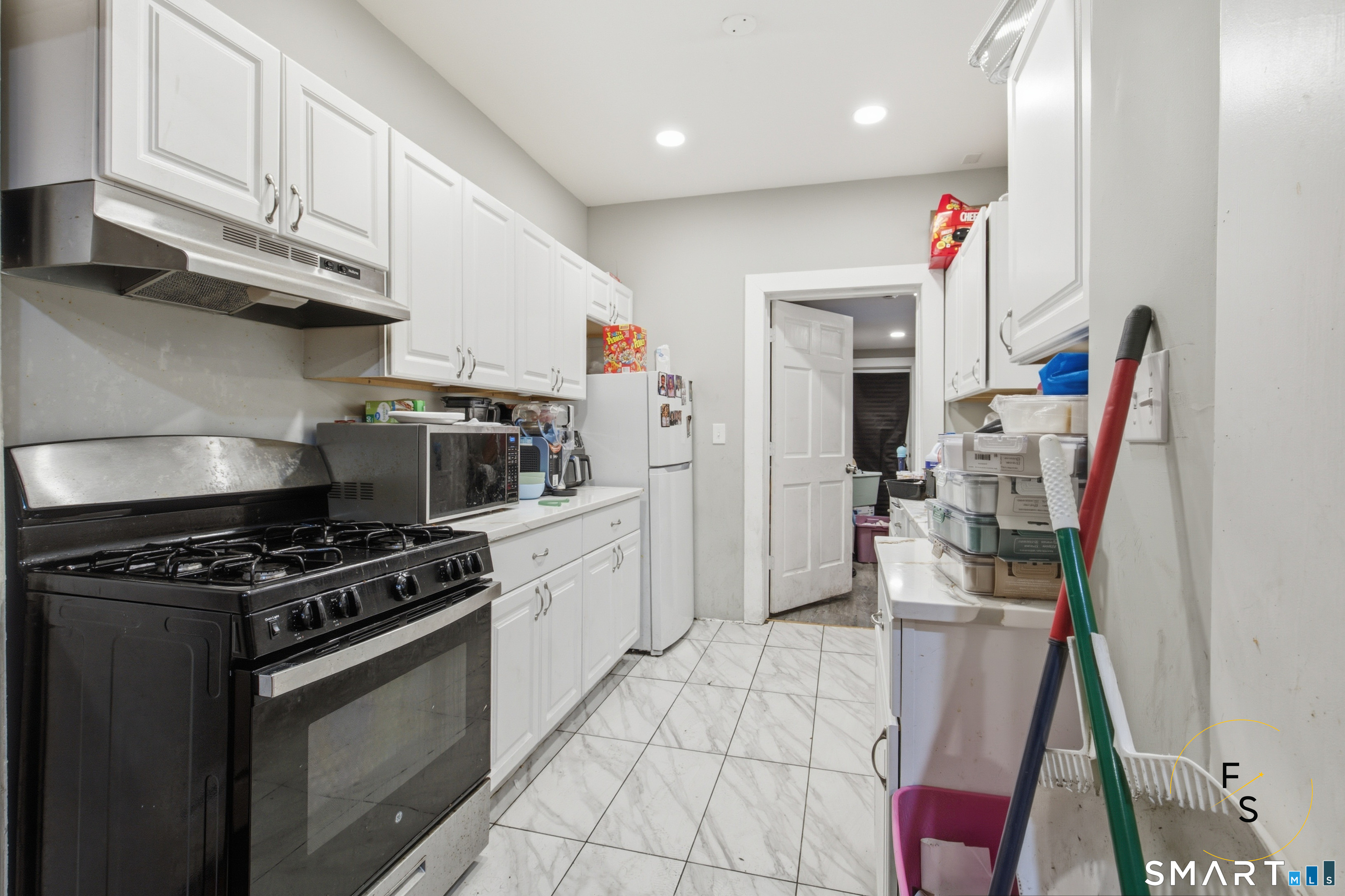 24 Park Terrace photo 10