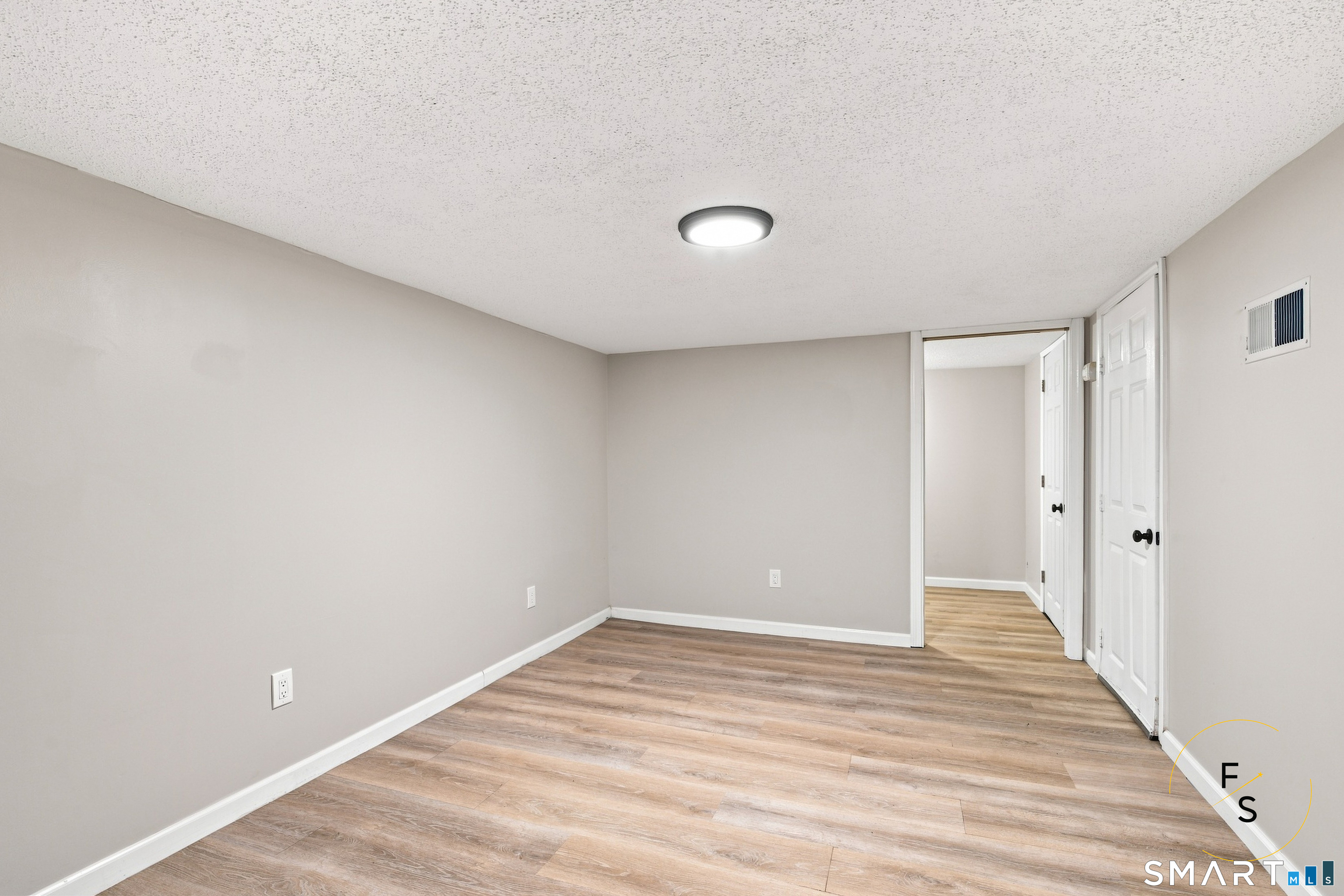 157 South River Road photo 21