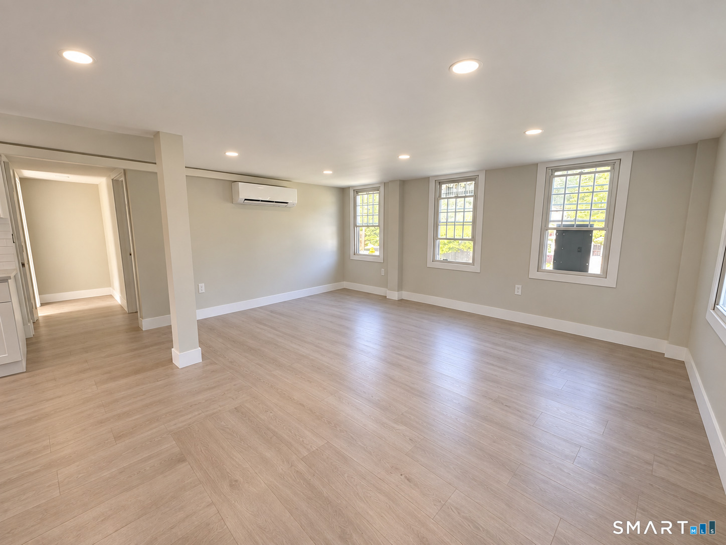49 Dodgingtown Road photo 2
