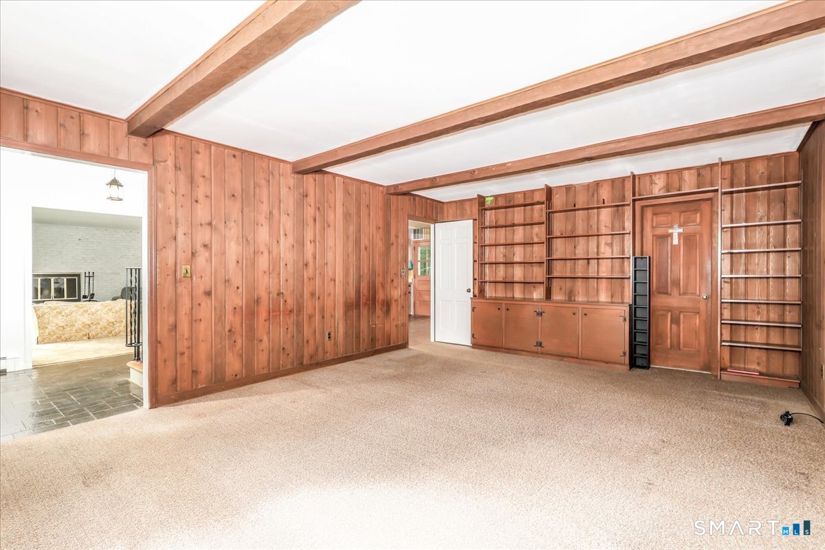 678 Westover Road photo 16