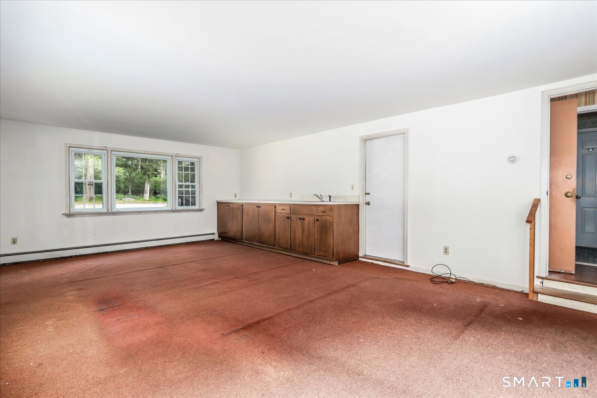 678 Westover Road photo 20