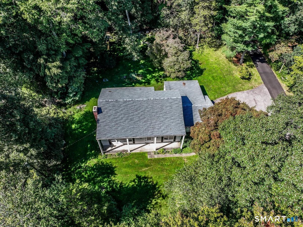 678 Westover Road photo 34