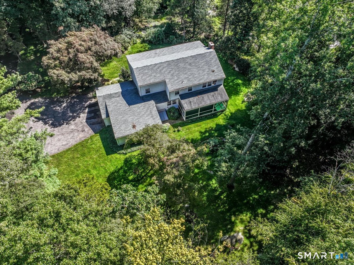678 Westover Road photo 35