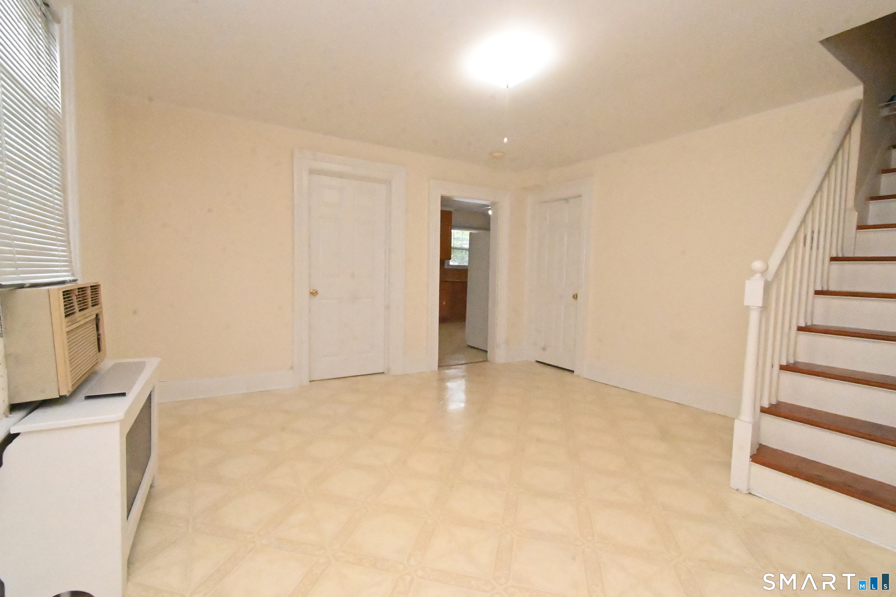 26 Elm Tree Place photo 8