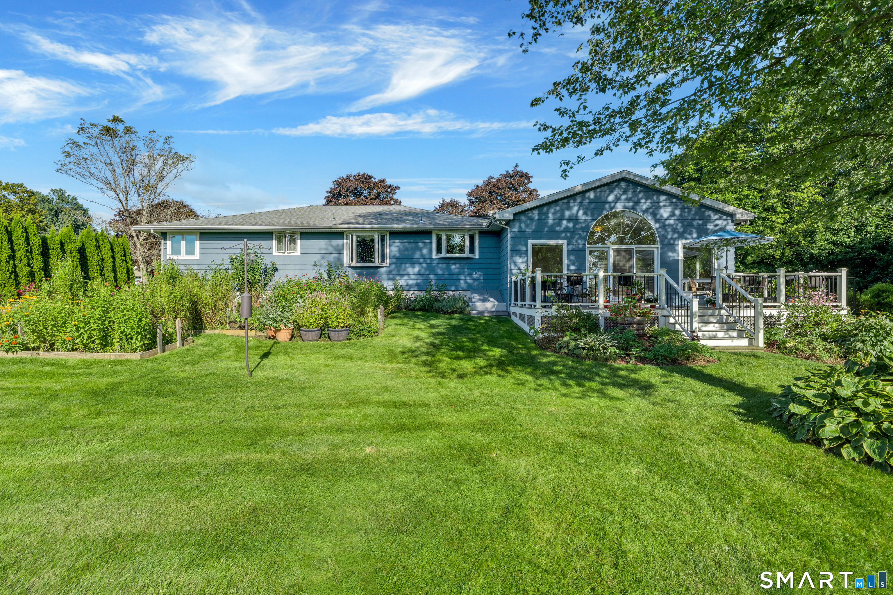 142 Lexington Drive photo 38