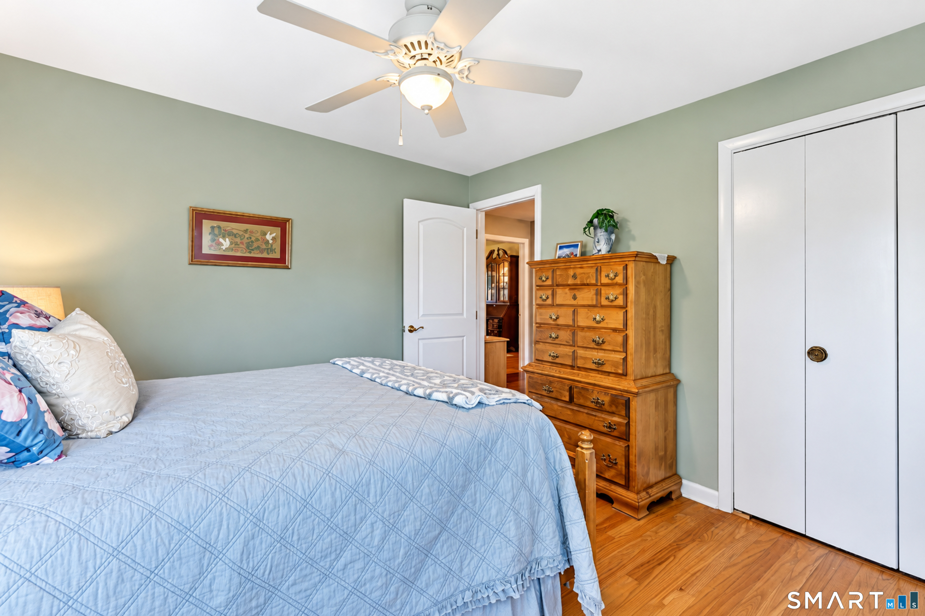 142 Lexington Drive photo 24