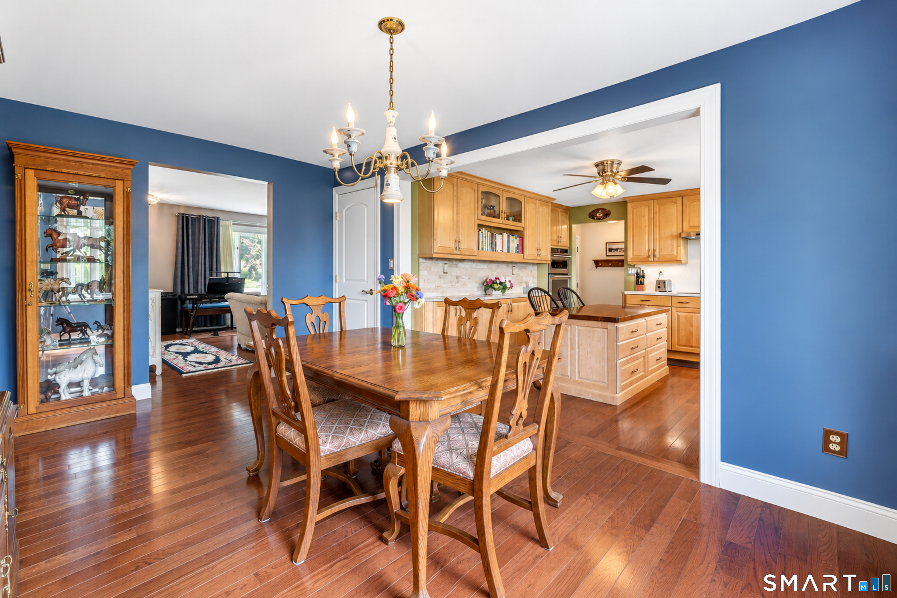 142 Lexington Drive photo 11